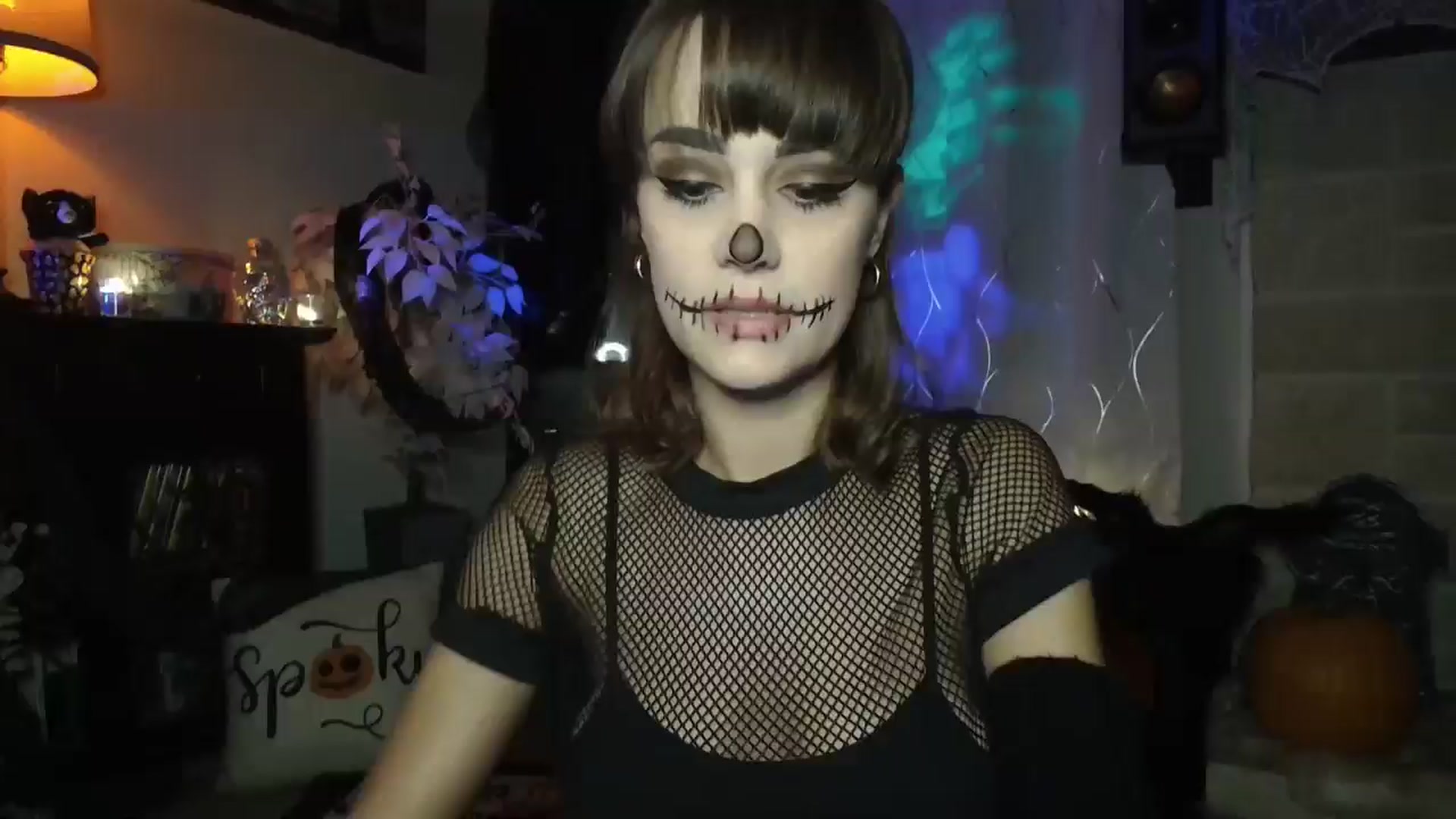 Gallery image thumbnail from HeidiKlumsy's myfreecams stream on, 11/01/2024, 24:59 image 12 of 20
