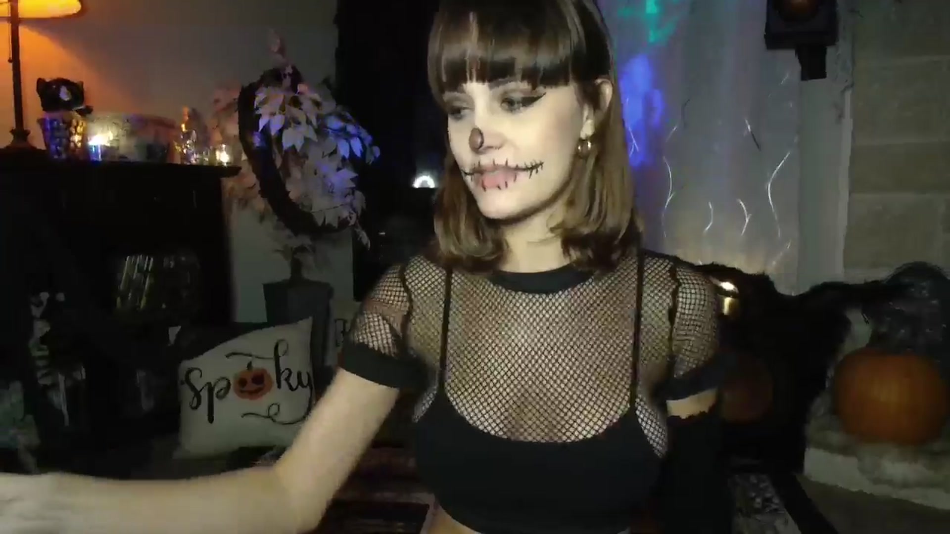 Gallery image thumbnail from HeidiKlumsy's myfreecams stream on, 11/01/2024, 01:29 image 7 of 20