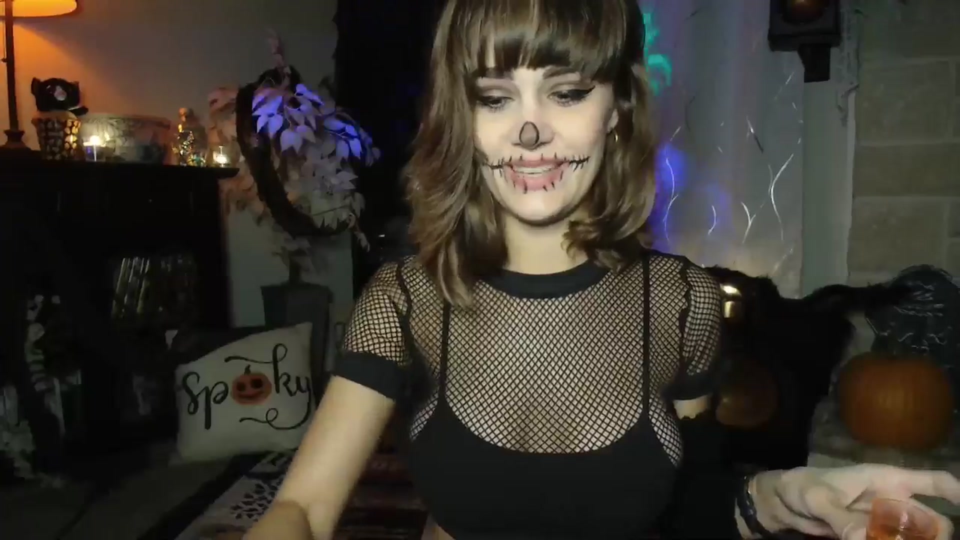 Gallery image thumbnail from HeidiKlumsy's myfreecams stream on, 11/01/2024, 01:29 image 5 of 20