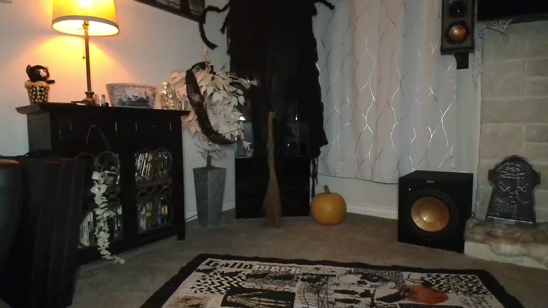 Gallery image thumbnail from HeidiKlumsy's myfreecams stream on, 11/02/2024, 04:32 image 12 of 20