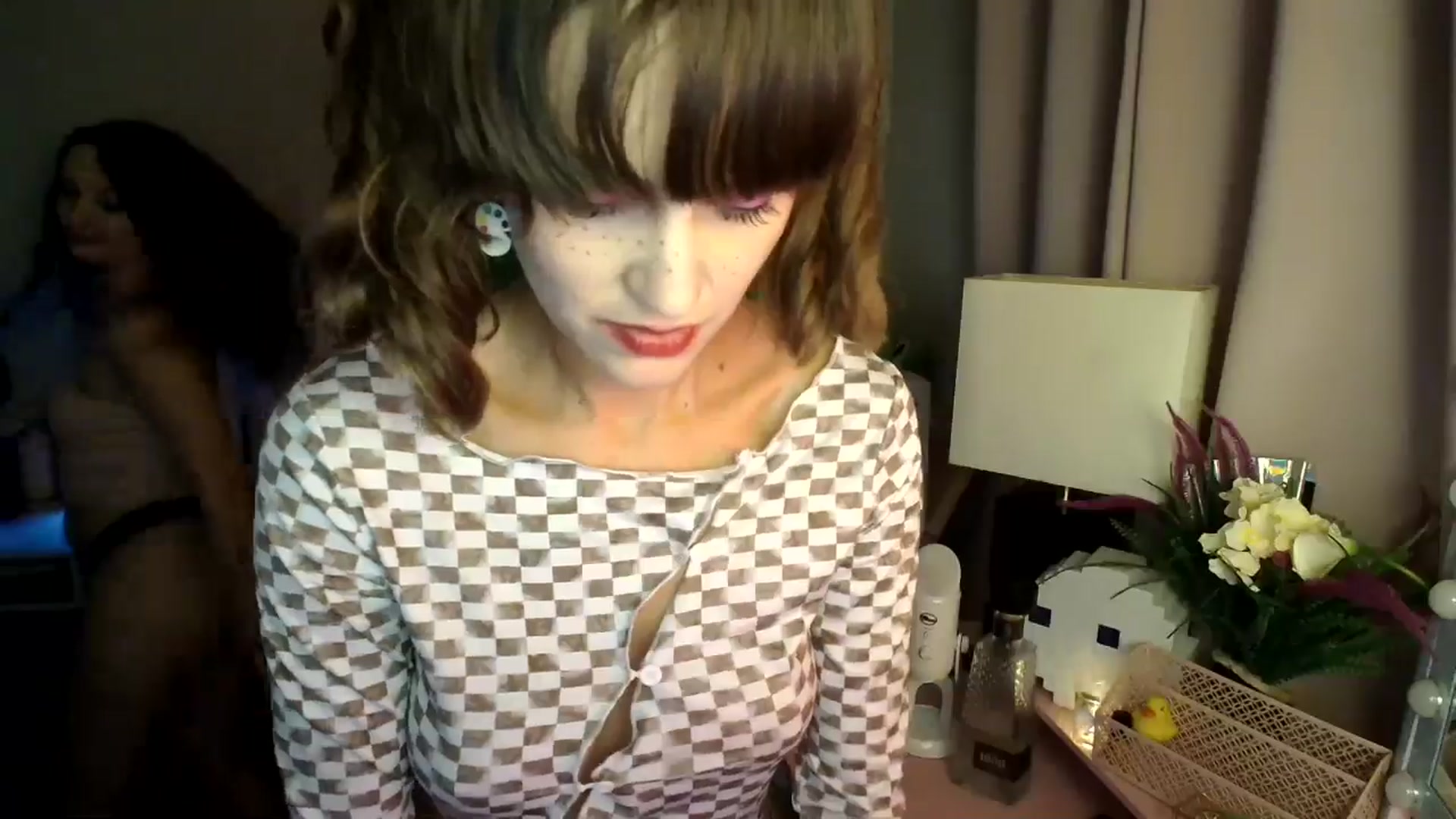 Gallery image thumbnail from HeidiKlumsy's myfreecams stream on, 11/10/2024, 09:21 image 11 of 20