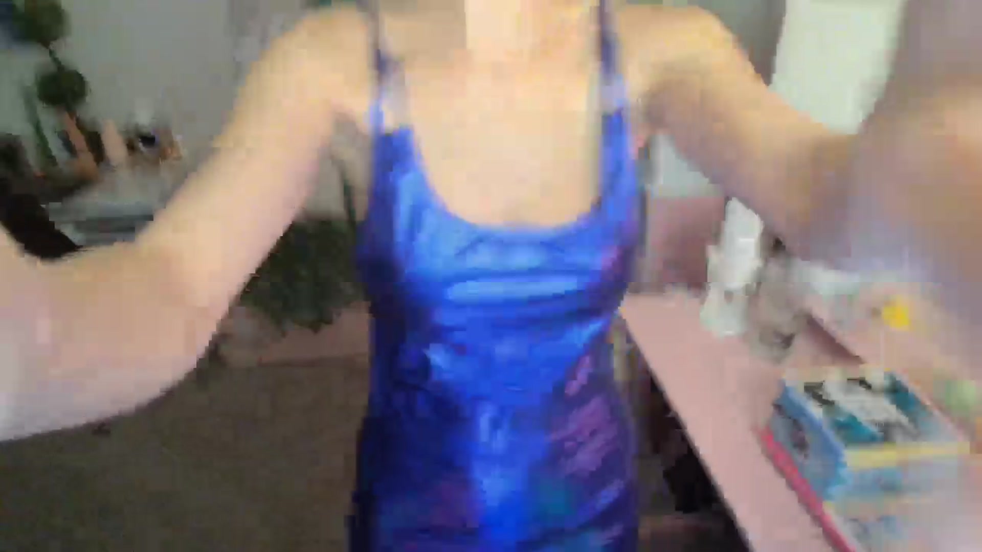 Gallery image thumbnail from HeidiKlumsy's myfreecams stream on, 11/10/2024, 10:16 image 12 of 20