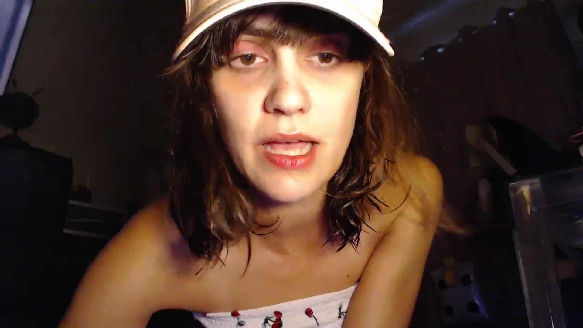 Gallery image thumbnail from HeidiKlumsy's myfreecams stream on, 11/10/2024, 13:20 image 16 of 20