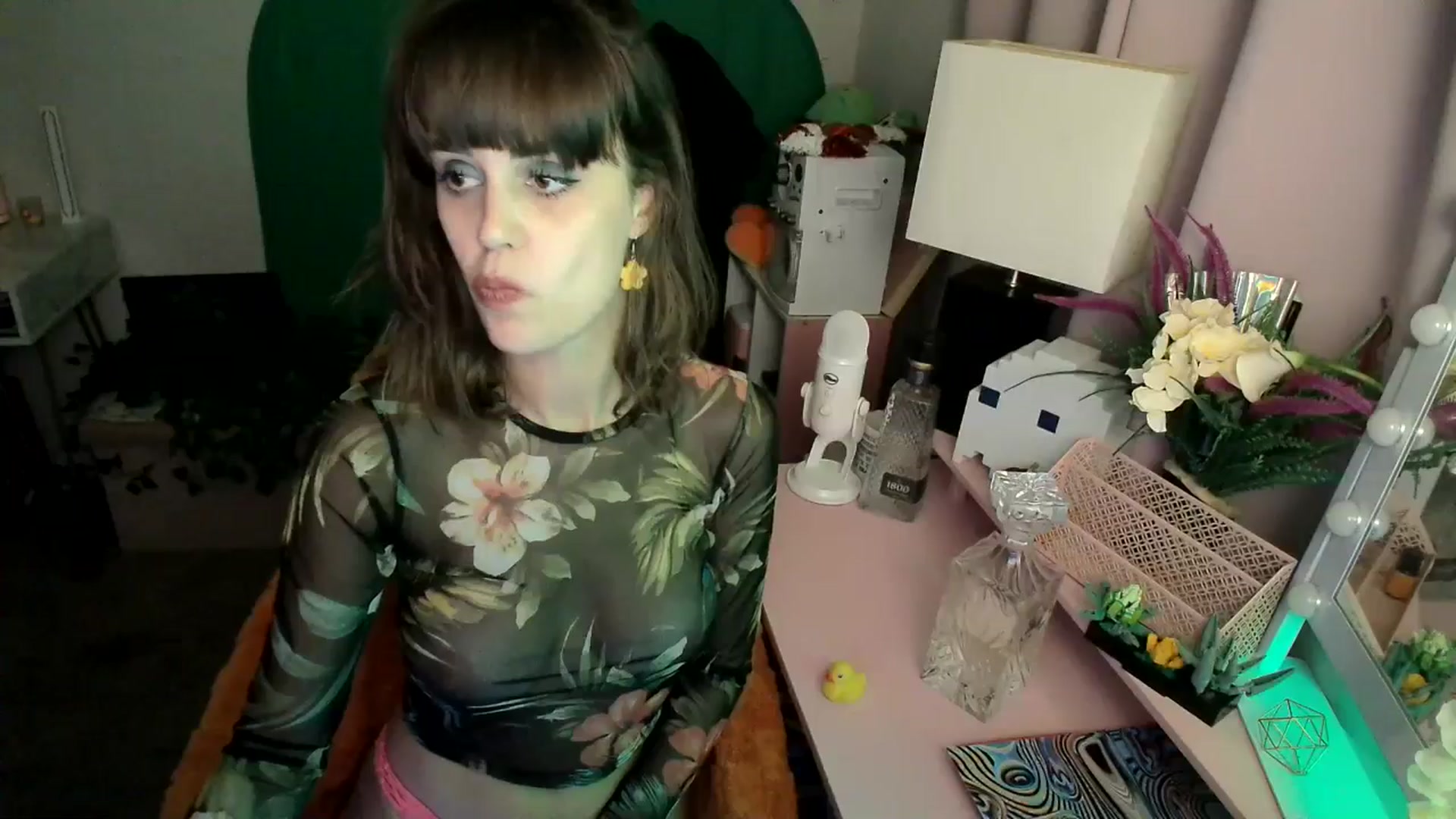 Gallery image thumbnail from HeidiKlumsy's myfreecams stream on, 11/11/2024, 06:36 image 18 of 20