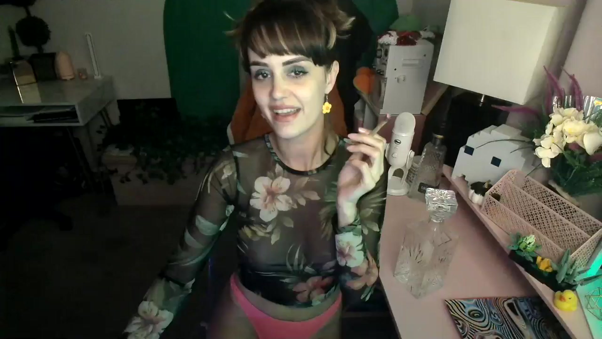 Gallery image thumbnail from HeidiKlumsy's myfreecams stream on, 11/11/2024, 06:36 image 5 of 20