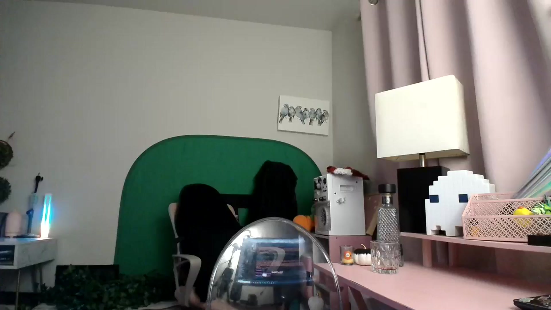 Gallery image thumbnail from HeidiKlumsy's myfreecams stream on, 11/15/2024, 05:23 image 10 of 20