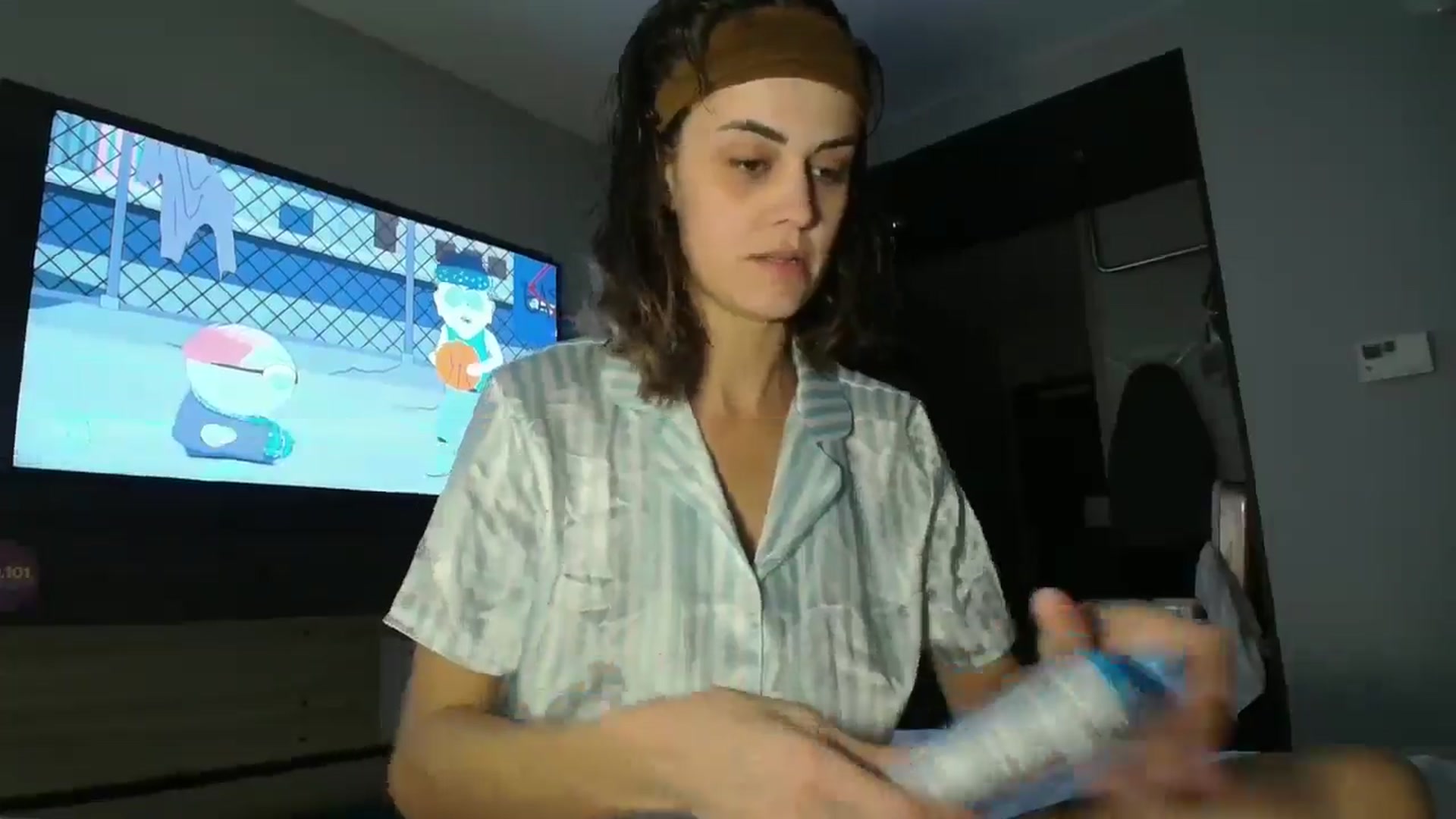 Gallery image thumbnail from HeidiKlumsy's myfreecams stream on, 11/19/2024, 08:52 image 18 of 20