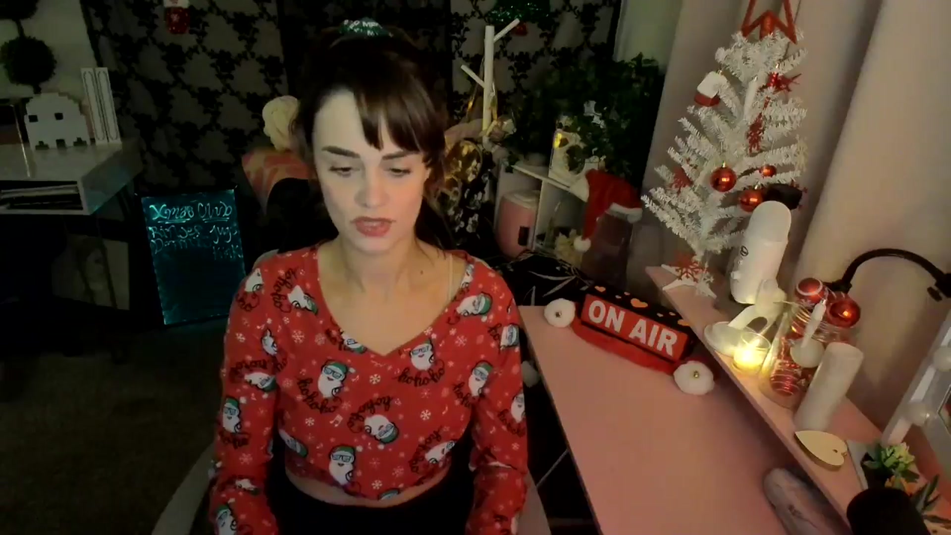 Gallery image thumbnail from HeidiKlumsy's myfreecams stream on, 12/07/2024, 21:56 image 12 of 20