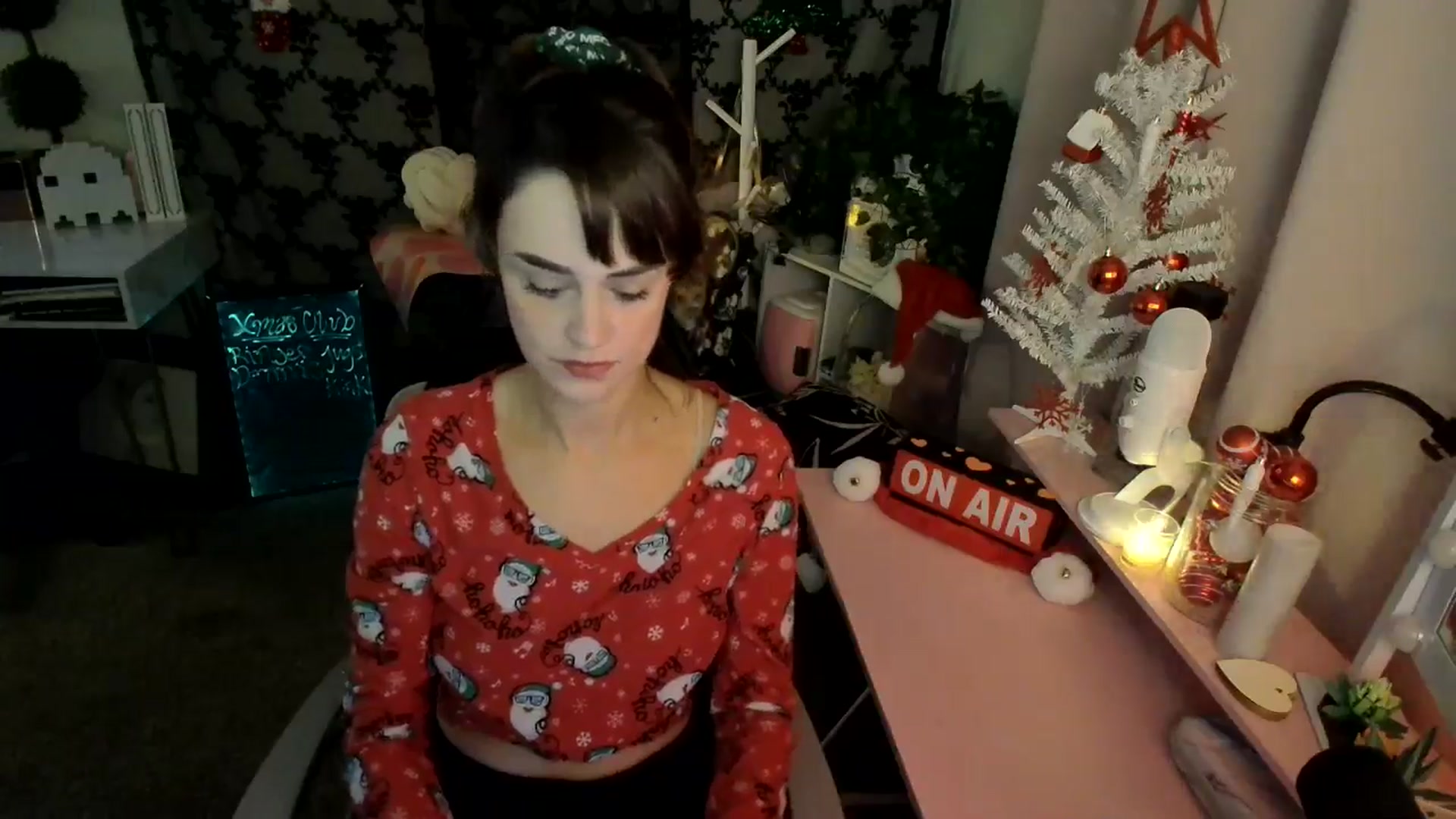Gallery image thumbnail from HeidiKlumsy's myfreecams stream on, 12/07/2024, 21:56 image 11 of 20