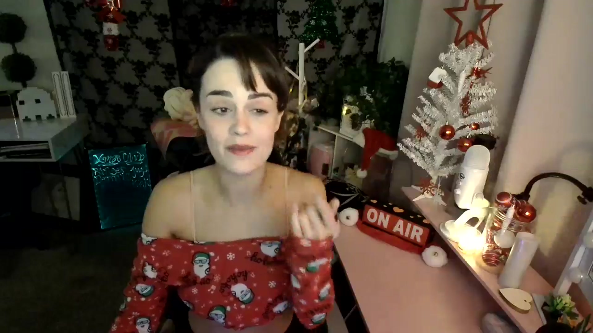 Gallery image thumbnail from HeidiKlumsy's myfreecams stream on, 12/07/2024, 21:56 image 6 of 20