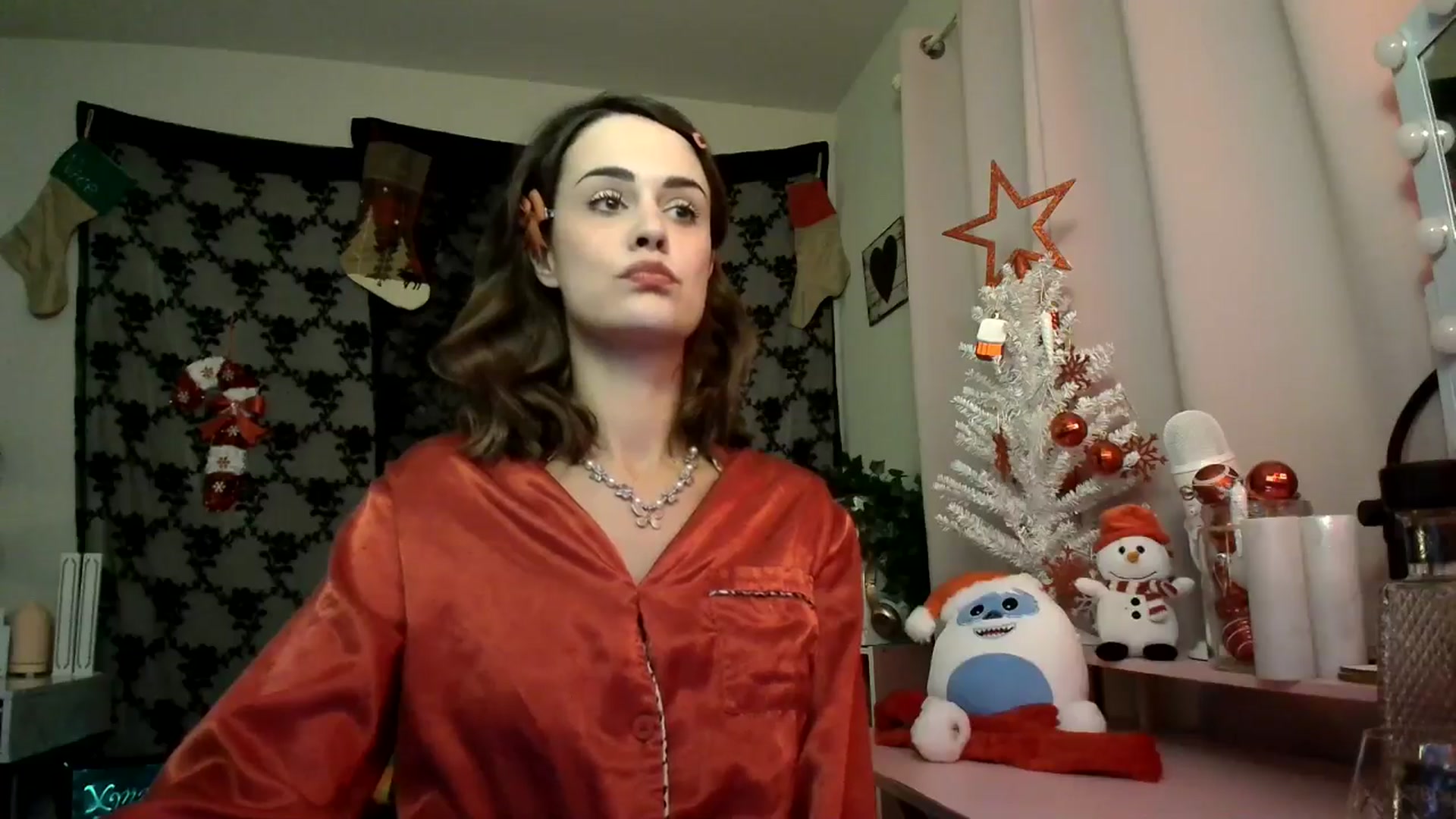 Gallery image thumbnail from HeidiKlumsy's myfreecams stream on, 12/11/2024, 08:38 image 6 of 20