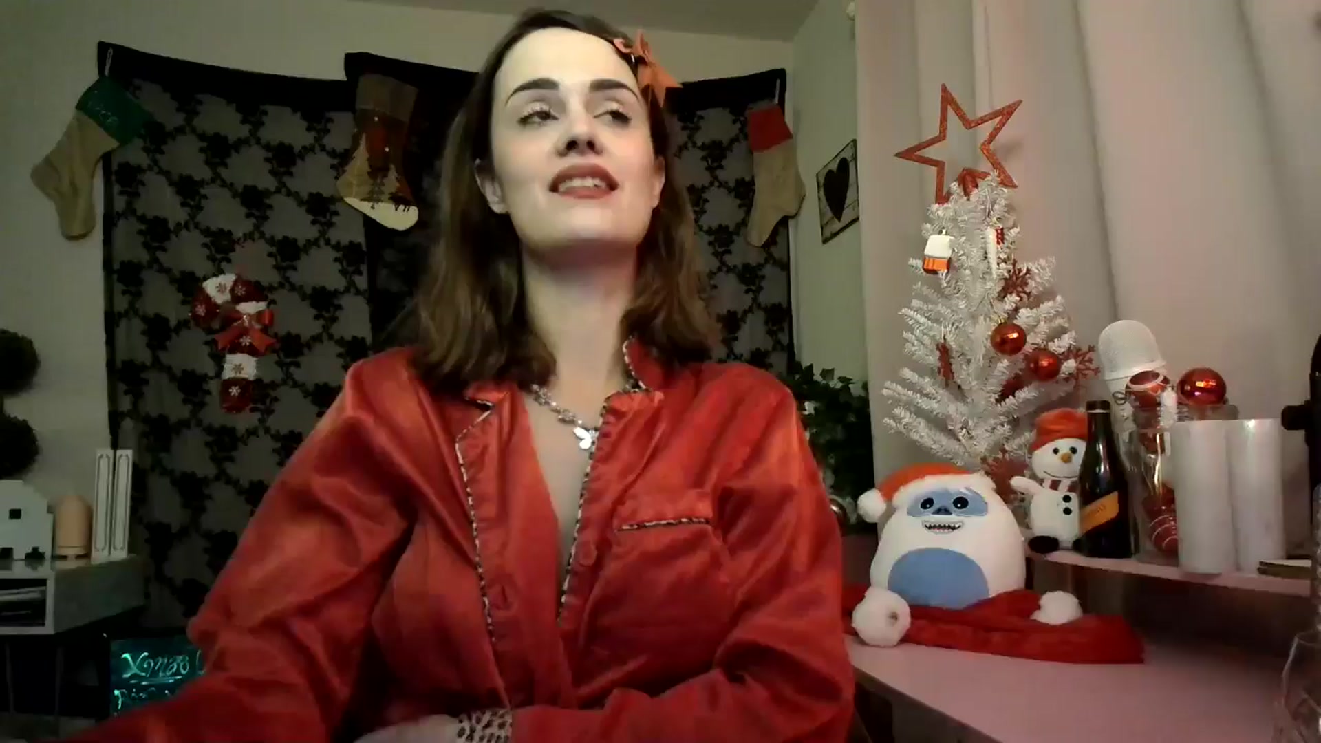 Gallery image thumbnail from HeidiKlumsy's myfreecams stream on, 12/11/2024, 08:38 image 18 of 20