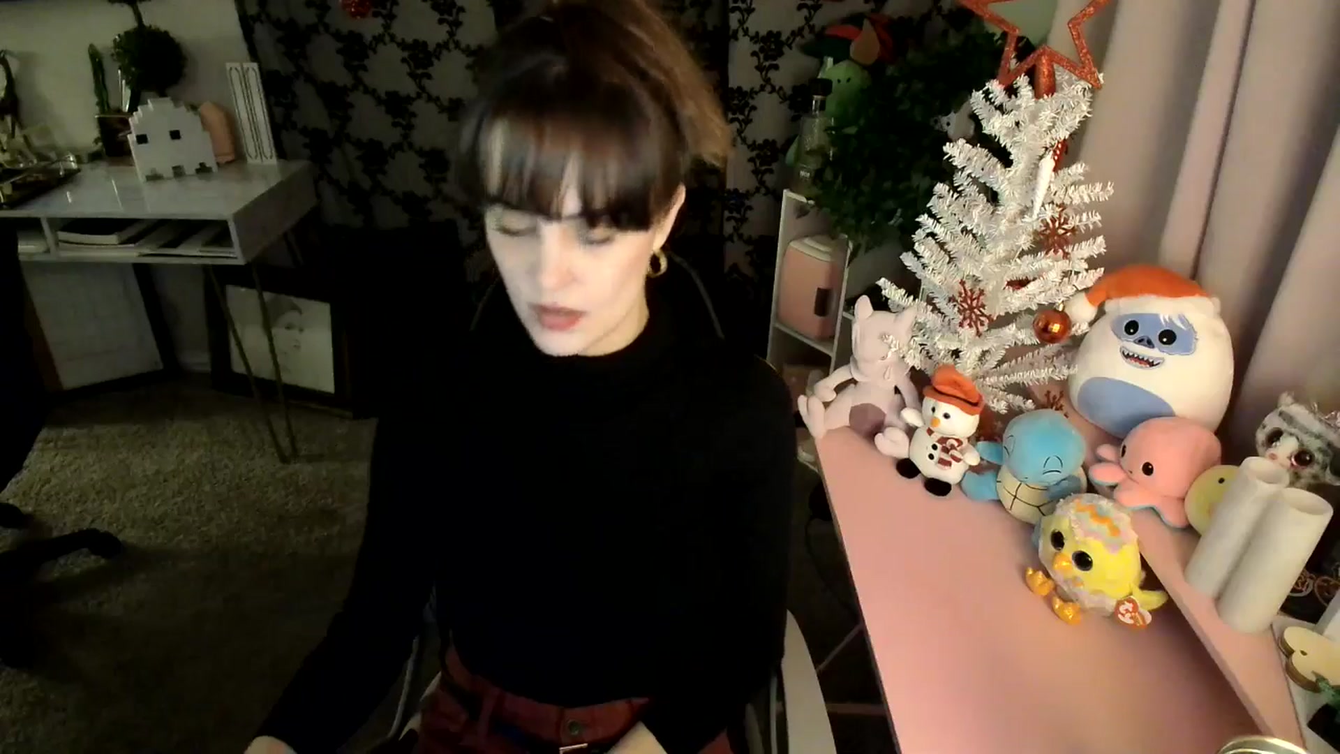 Gallery image thumbnail from HeidiKlumsy's myfreecams stream on, 12/24/2024, 07:00 image 18 of 20