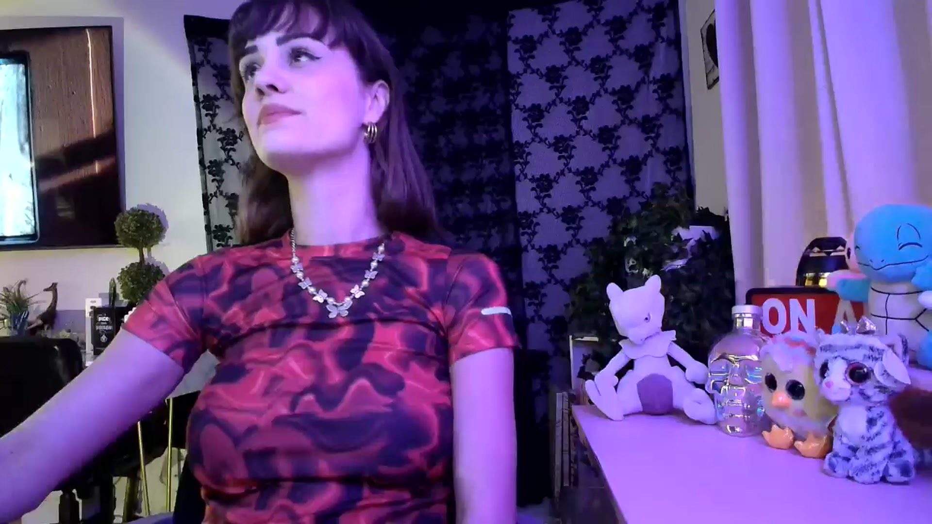 Gallery image thumbnail from HeidiKlumsy's myfreecams stream on, 01/09/2025, 03:50 image 16 of 20