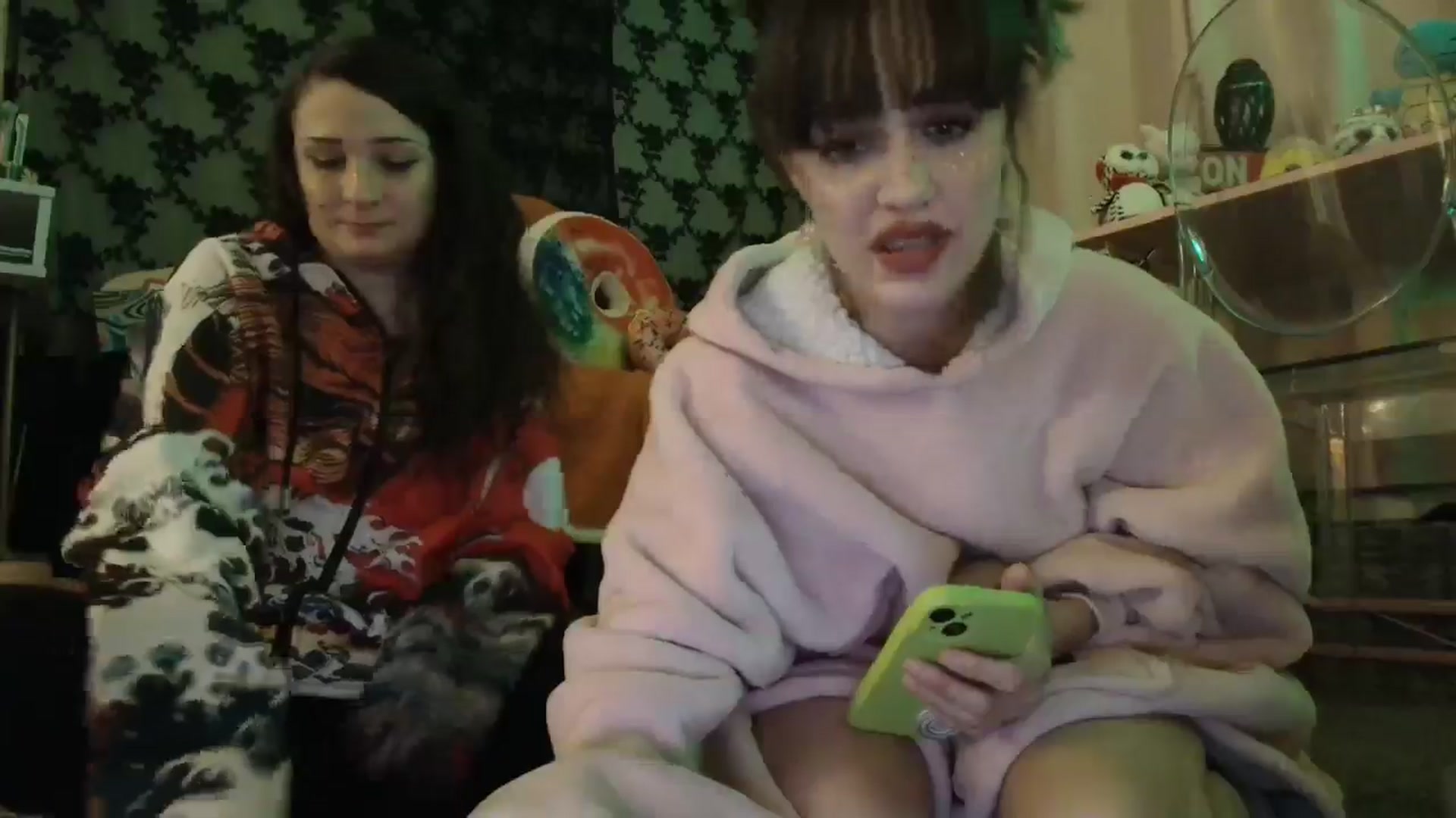 Gallery image thumbnail from HeidiKlumsy's myfreecams stream on, 01/13/2025, 08:45 image 18 of 20