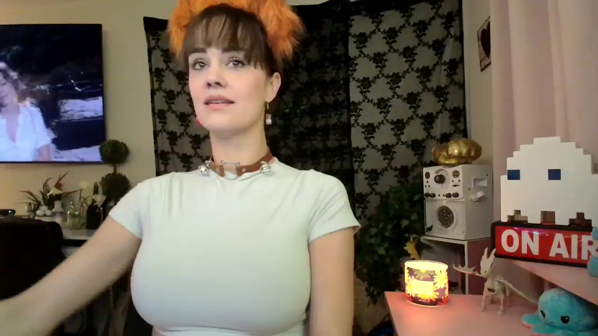Gallery image thumbnail from HeidiKlumsy's myfreecams stream on, 01/18/2025, 02:27 image 9 of 20