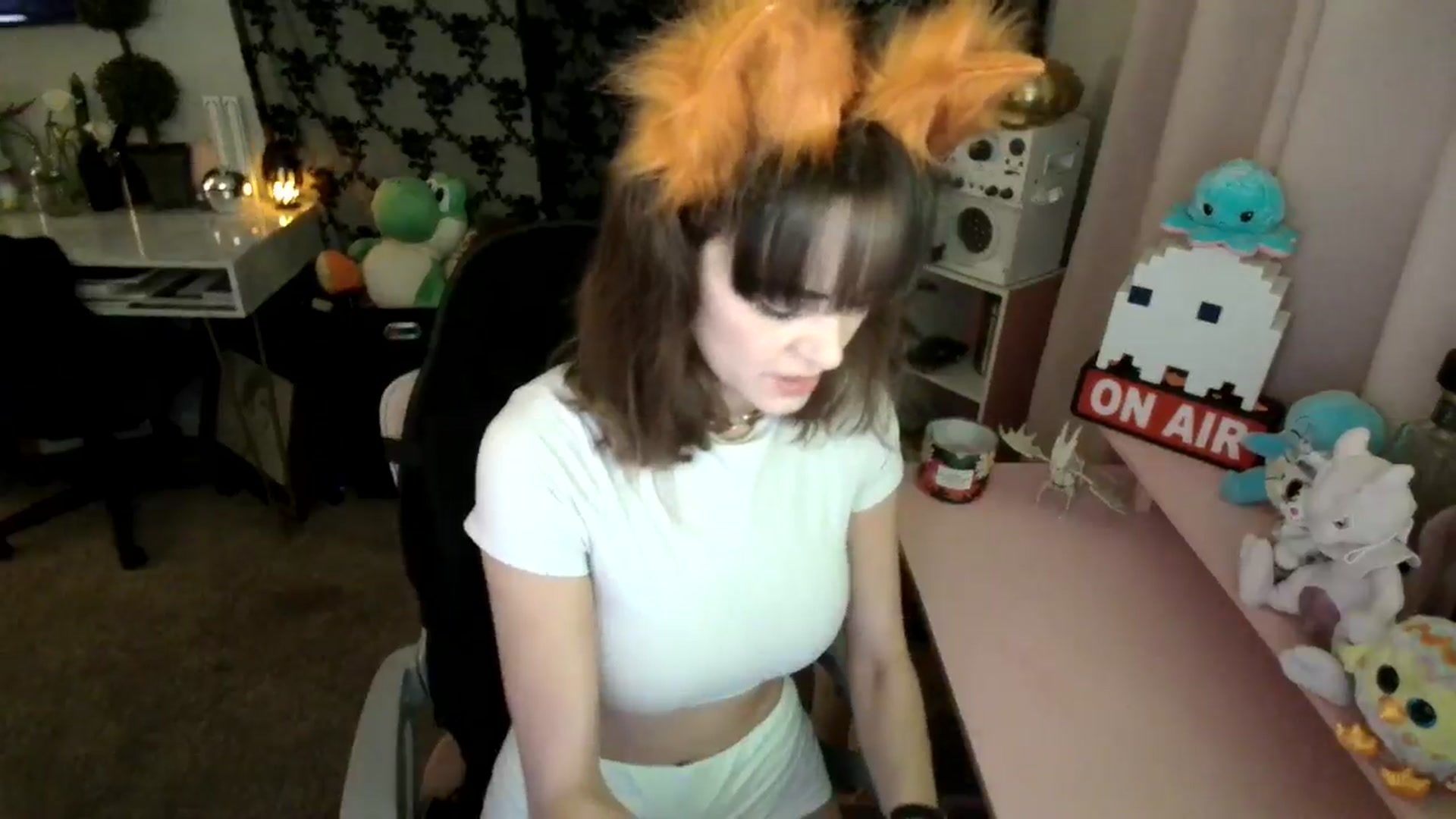 Gallery image thumbnail from HeidiKlumsy's myfreecams stream on, 01/18/2025, 02:27 image 2 of 20
