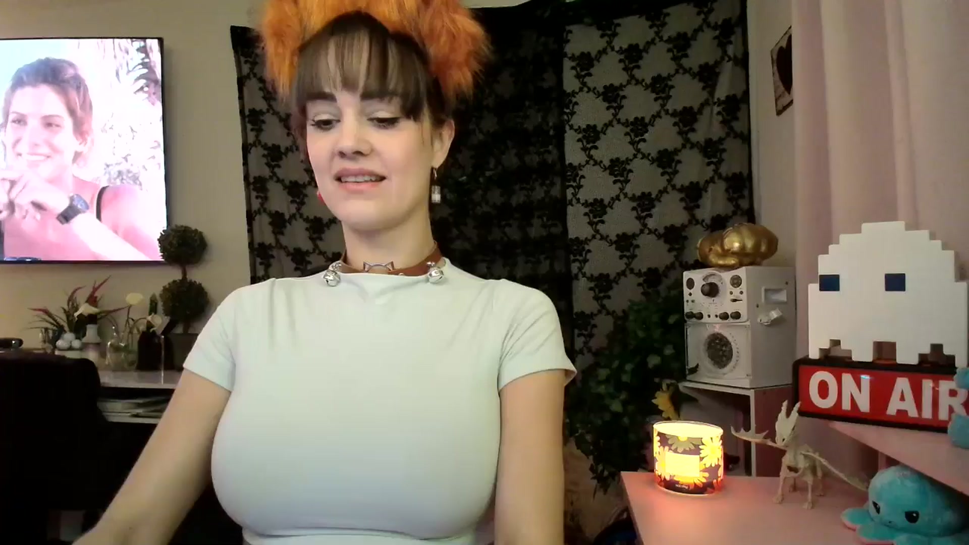 Gallery image thumbnail from HeidiKlumsy's myfreecams stream on, 01/18/2025, 02:27 image 6 of 20