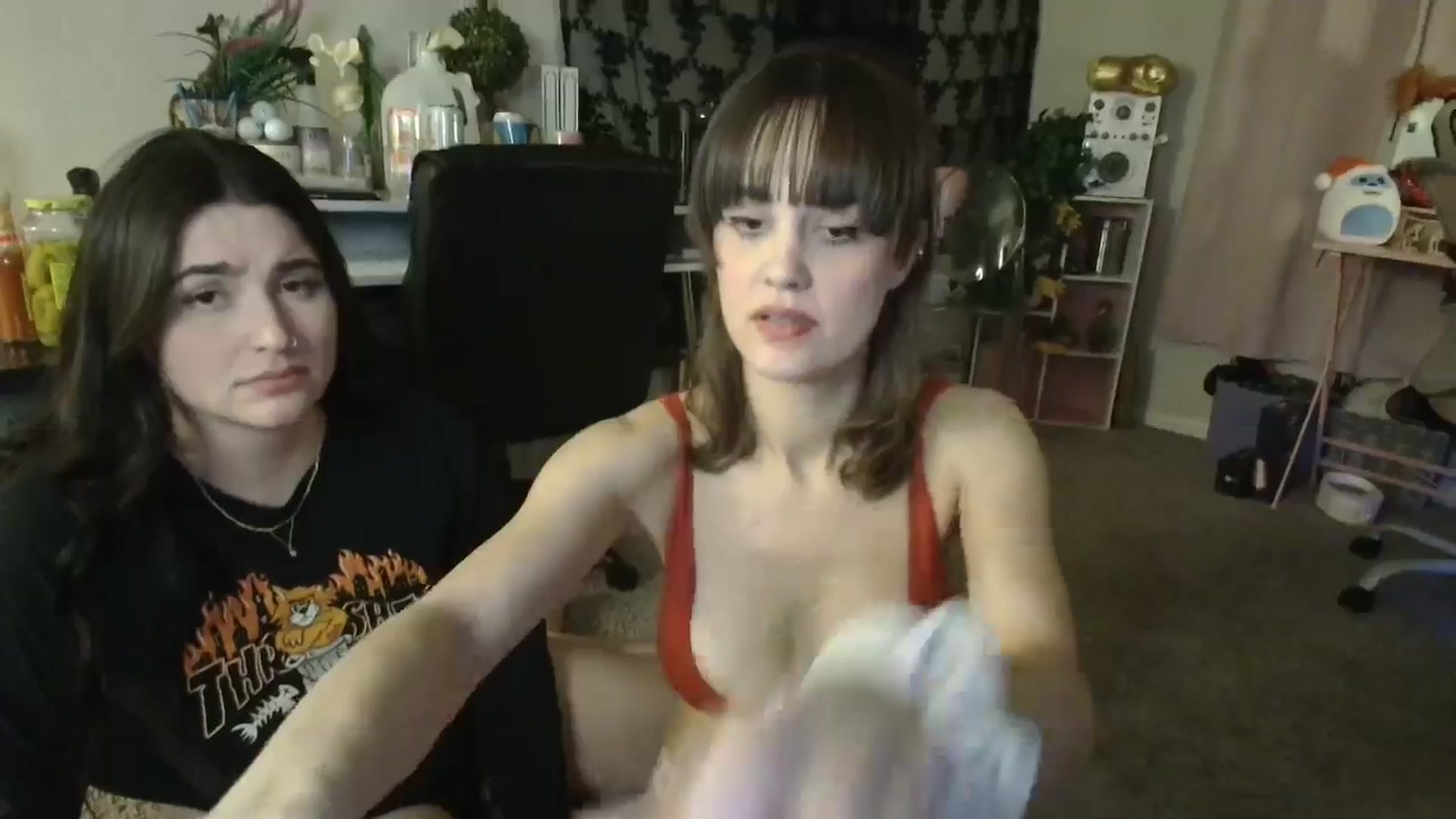 Gallery image thumbnail from HeidiKlumsy's myfreecams stream on, 01/21/2025, 06:19 image 15 of 20