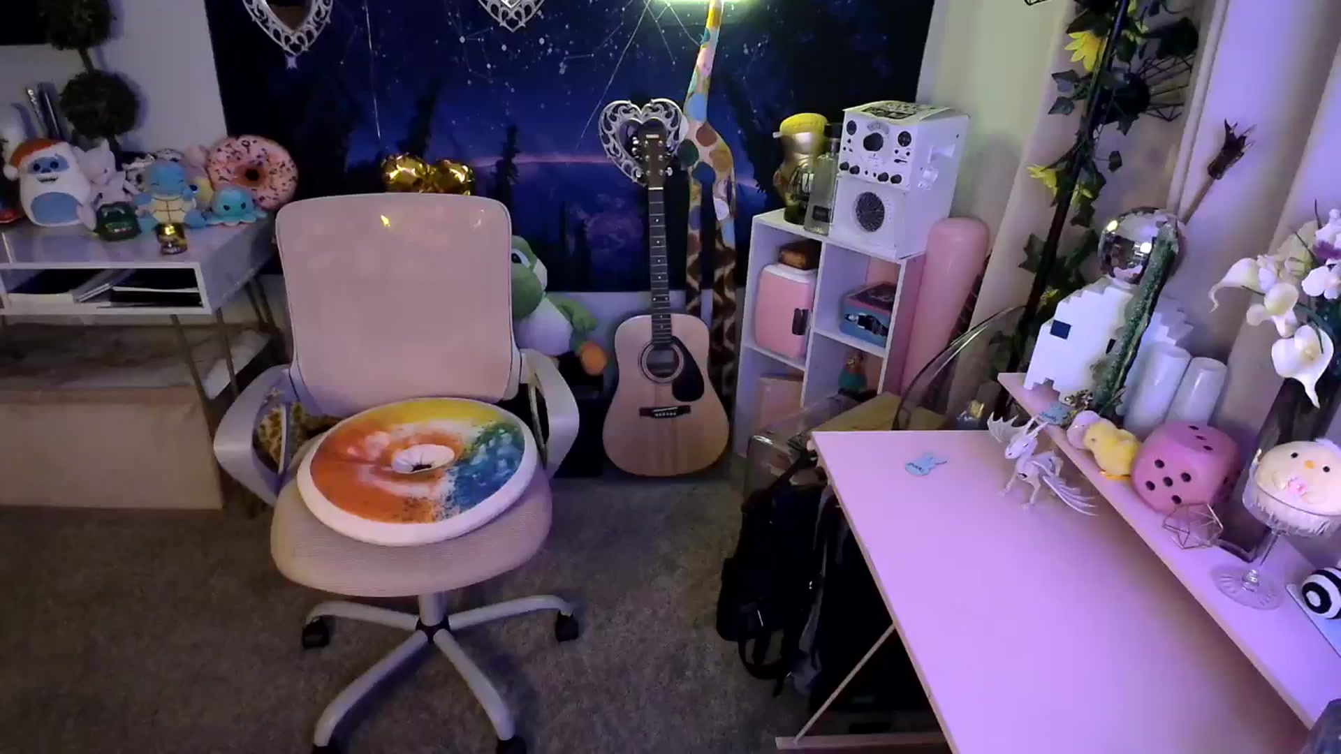 Gallery image thumbnail from HeidiKlumsy's myfreecams stream on, 03/29/2025, 03:35 image 12 of 20