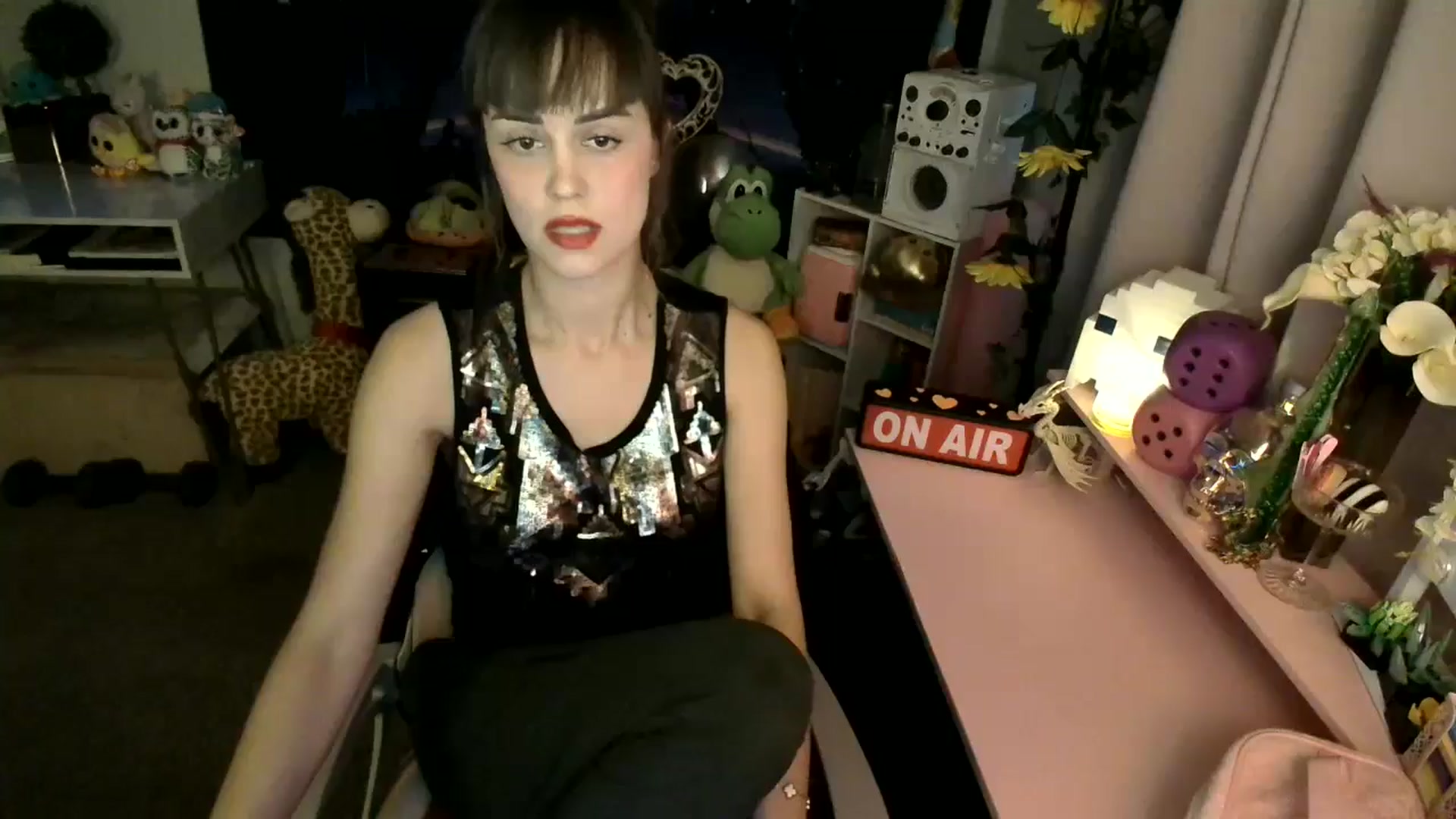 Gallery image thumbnail from HeidiKlumsy's myfreecams stream on, 05/05/2025, 22:28 image 1 of 20