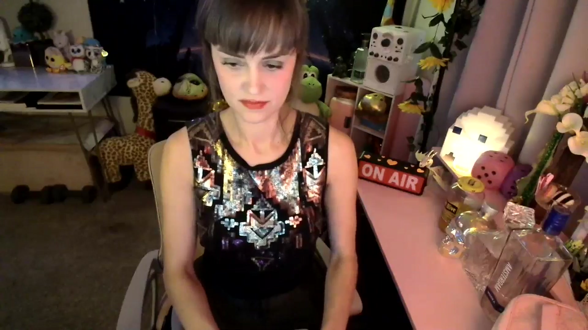Gallery image thumbnail from HeidiKlumsy's myfreecams stream on, 05/05/2025, 22:48 image 19 of 20