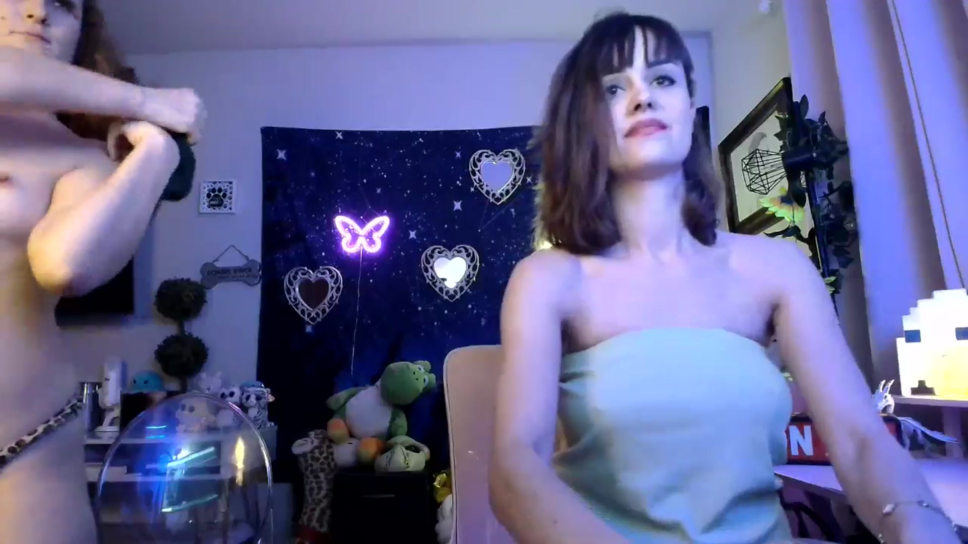 Gallery image thumbnail from HeidiKlumsy's myfreecams stream on, 05/06/2025, 07:42 image 13 of 20