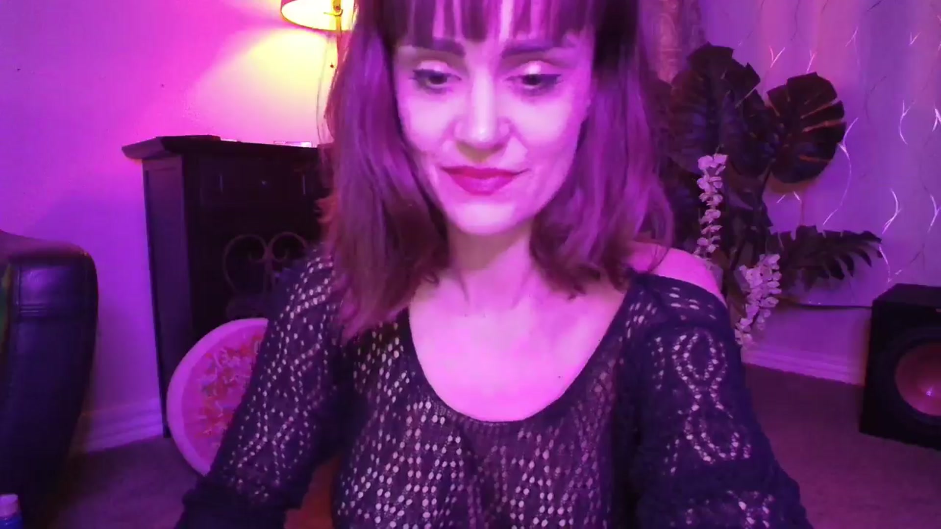 Gallery image thumbnail from HeidiKlumsy's myfreecams stream on, 05/07/2025, 04:31 image 12 of 20