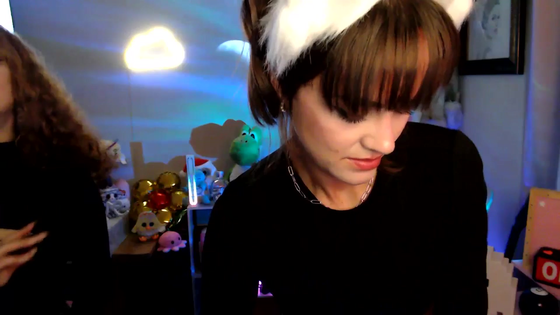 Gallery image thumbnail from HeidiKlumsy's myfreecams stream on, 06/16/2025, 06:02 image 6 of 20