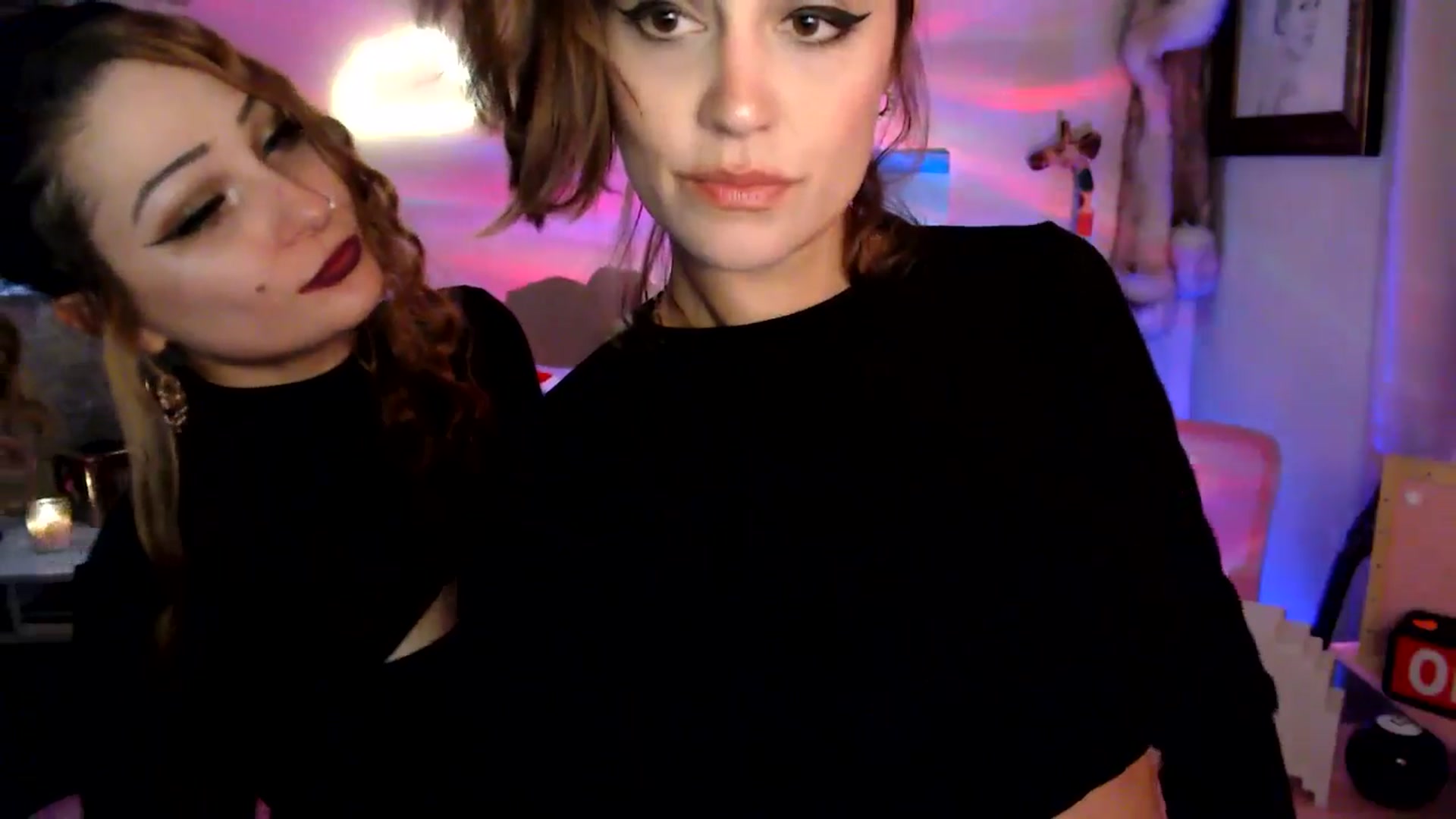 Gallery image thumbnail from HeidiKlumsy's myfreecams stream on, 06/16/2025, 06:17 image 16 of 20