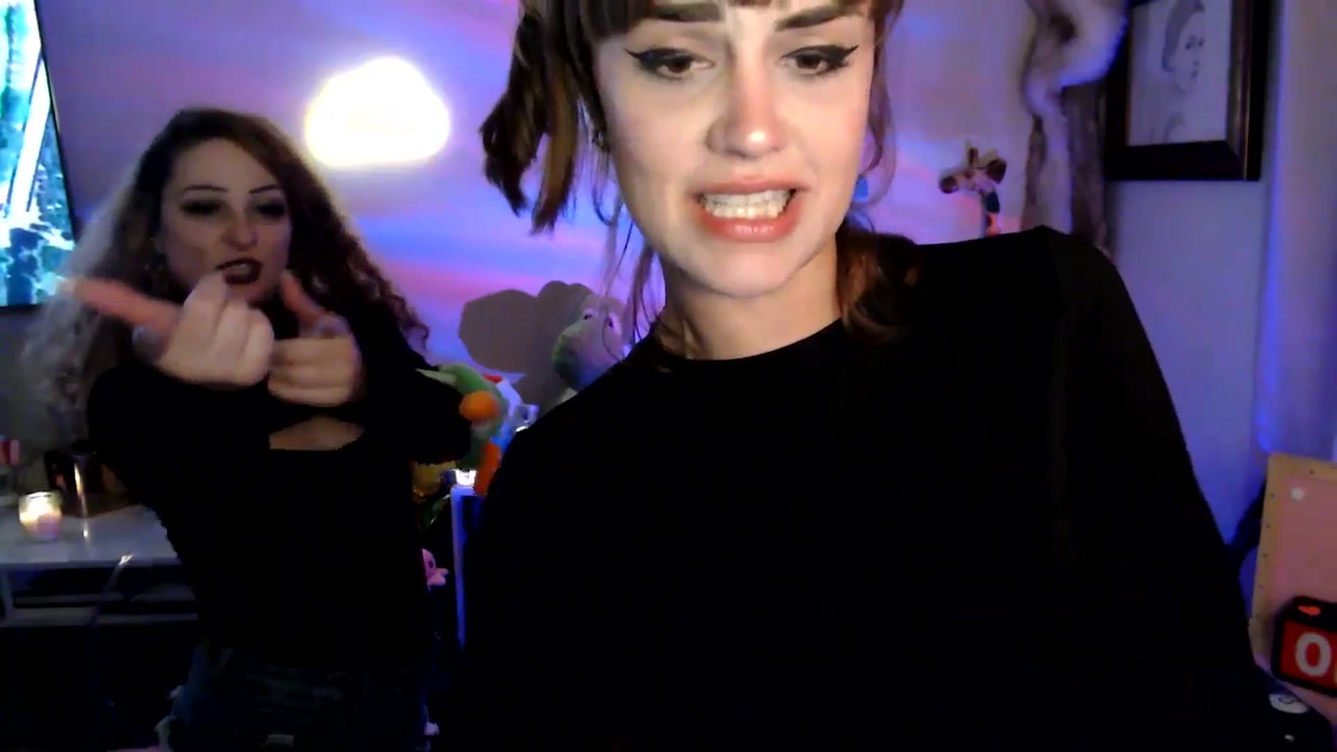 Gallery image thumbnail from HeidiKlumsy's myfreecams stream on, 06/16/2025, 06:17 image 8 of 20