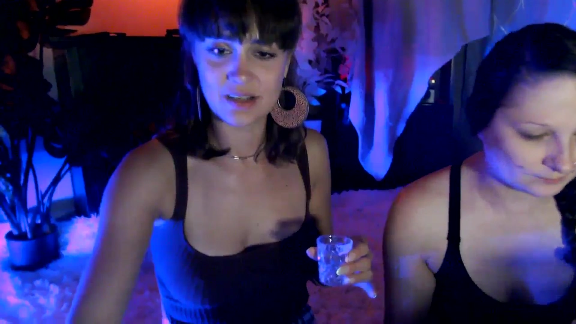 Gallery image thumbnail from HeidiKlumsy's myfreecams stream on, 07/02/2025, 04:43 image 7 of 20