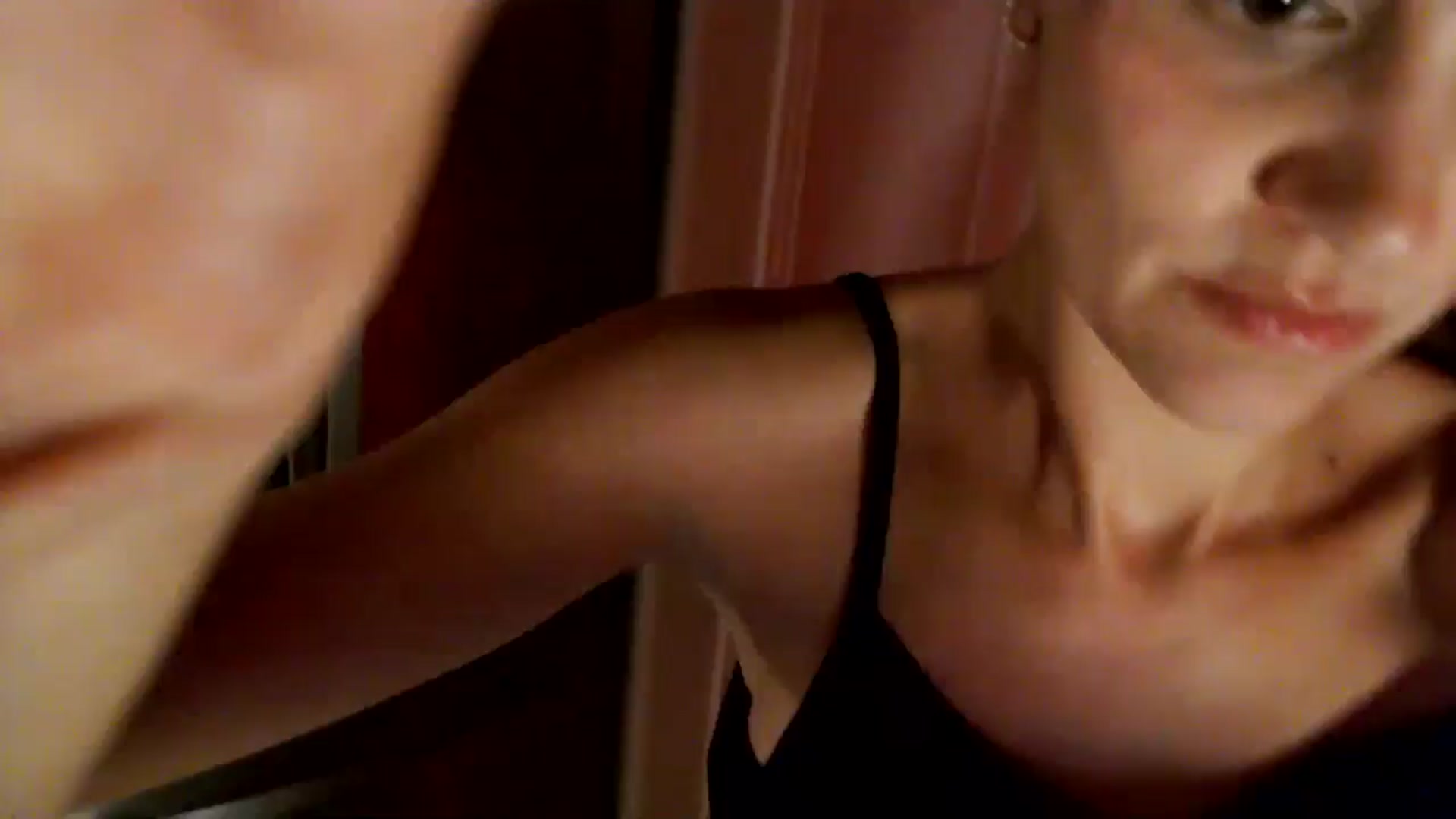Gallery image thumbnail from HeidiKlumsy's myfreecams stream on, 07/12/2025, 06:56 image 8 of 20