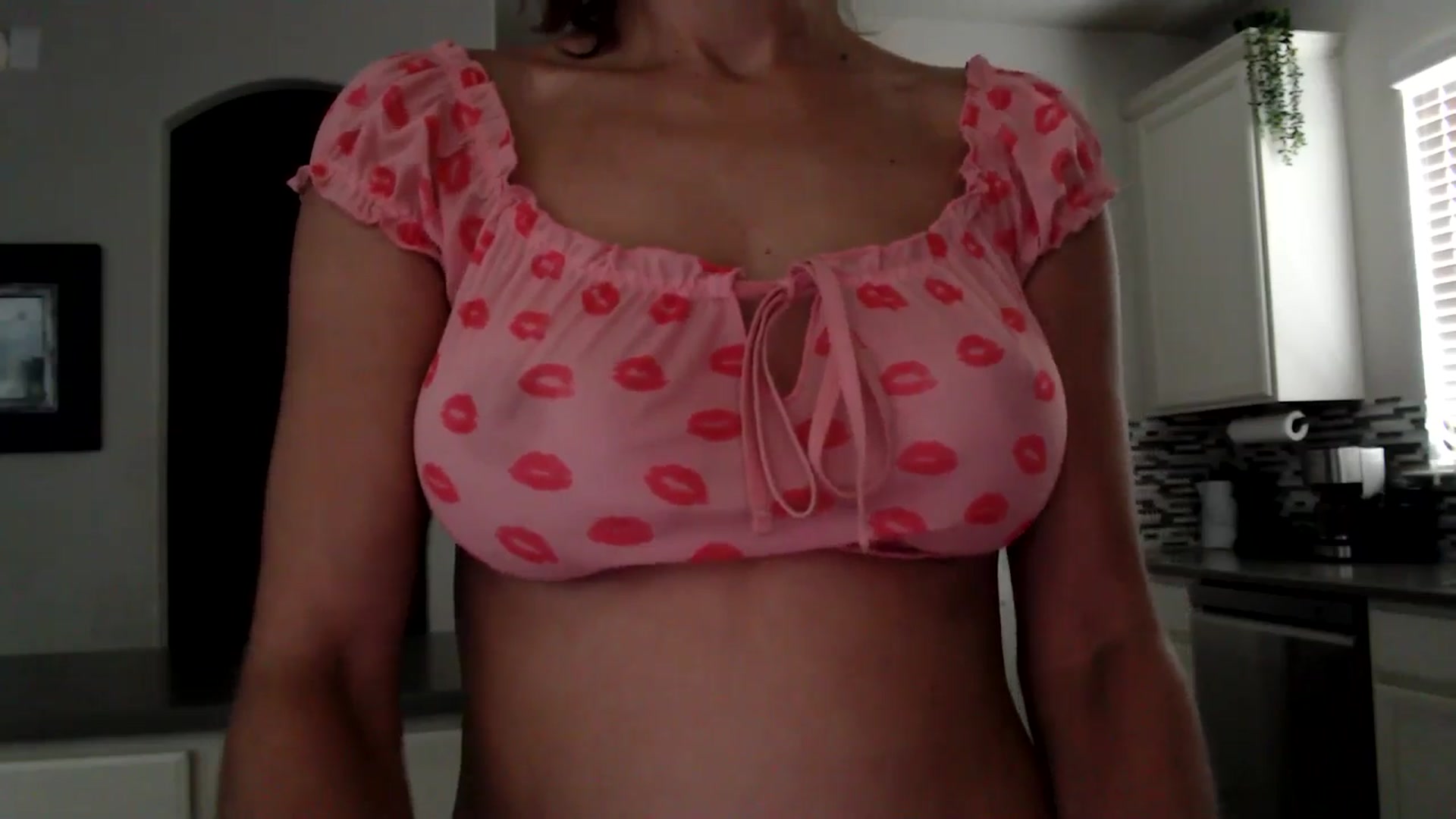 Gallery image thumbnail from HeidiKlumsy's myfreecams stream on, 07/12/2025, 19:52 image 9 of 20