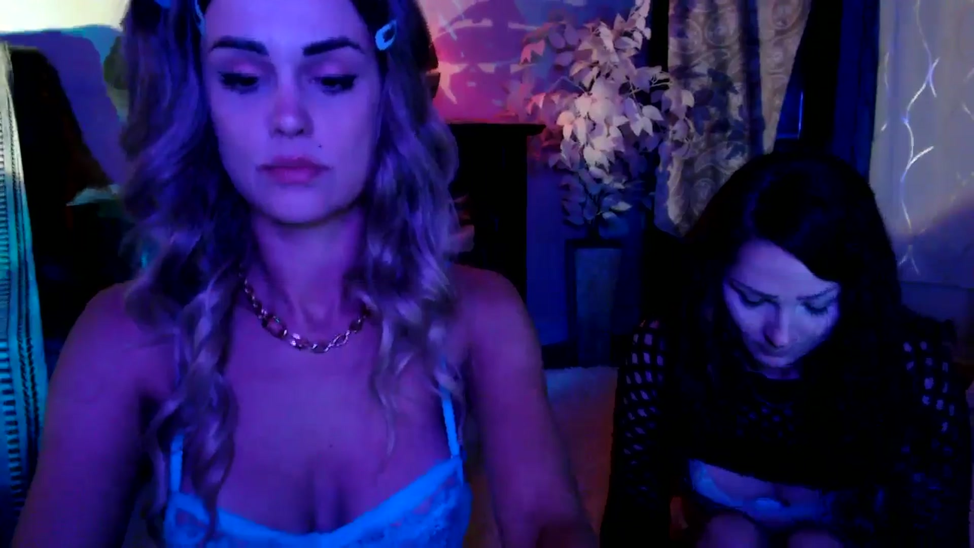 Gallery image thumbnail from HeidiKlumsy's myfreecams stream on, 07/27/2025, 06:07 image 2 of 20