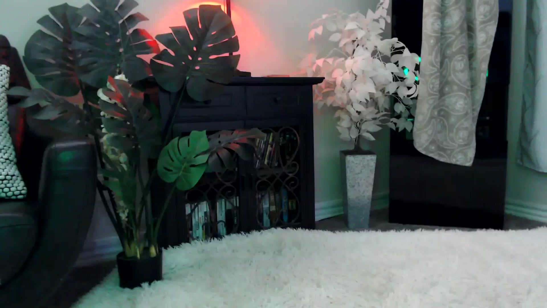 Gallery image thumbnail from HeidiKlumsy's myfreecams stream on, 07/27/2025, 21:21 image 3 of 20