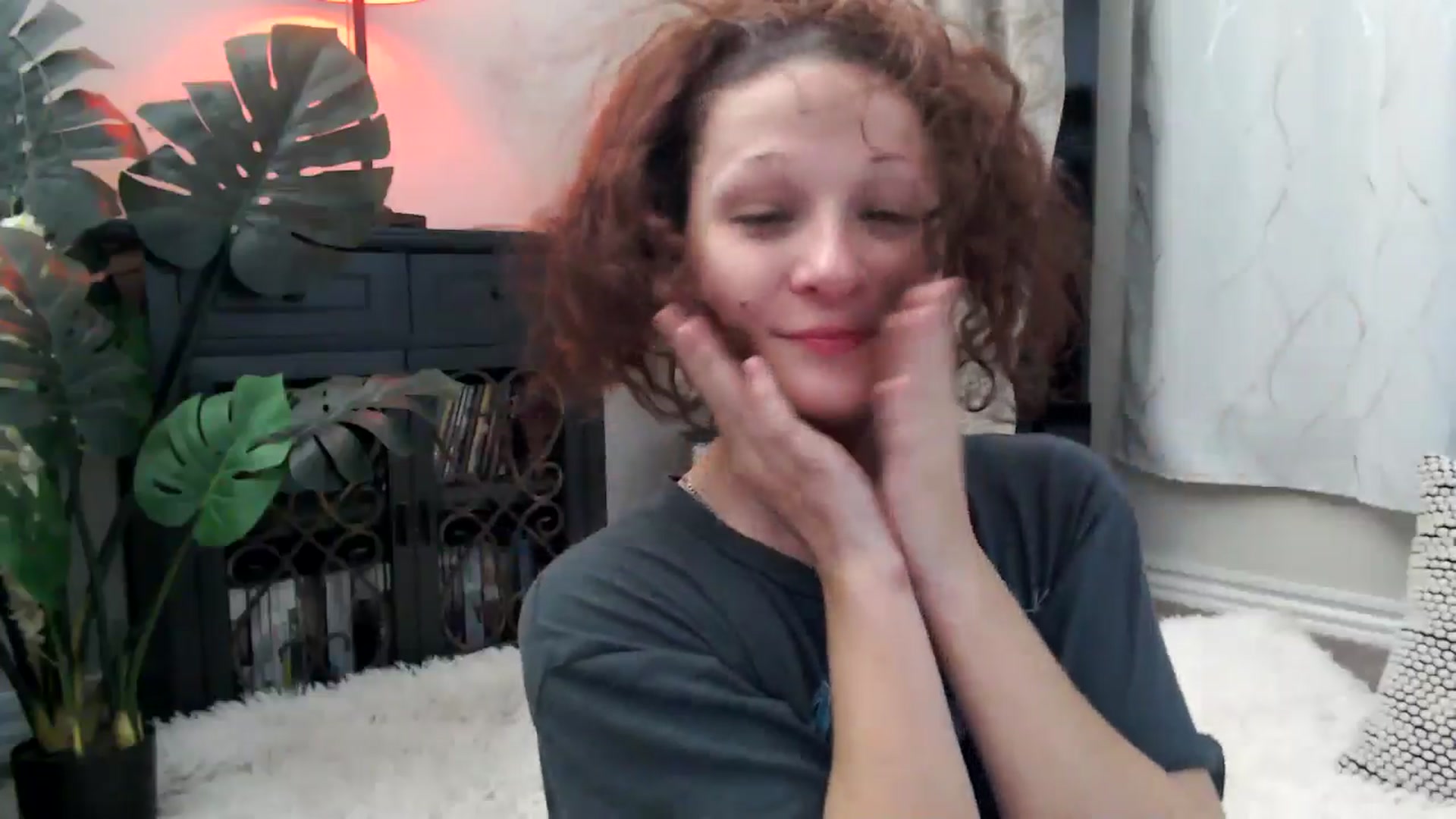 Gallery image thumbnail from HeidiKlumsy's myfreecams stream on, 07/27/2025, 21:40 image 12 of 20