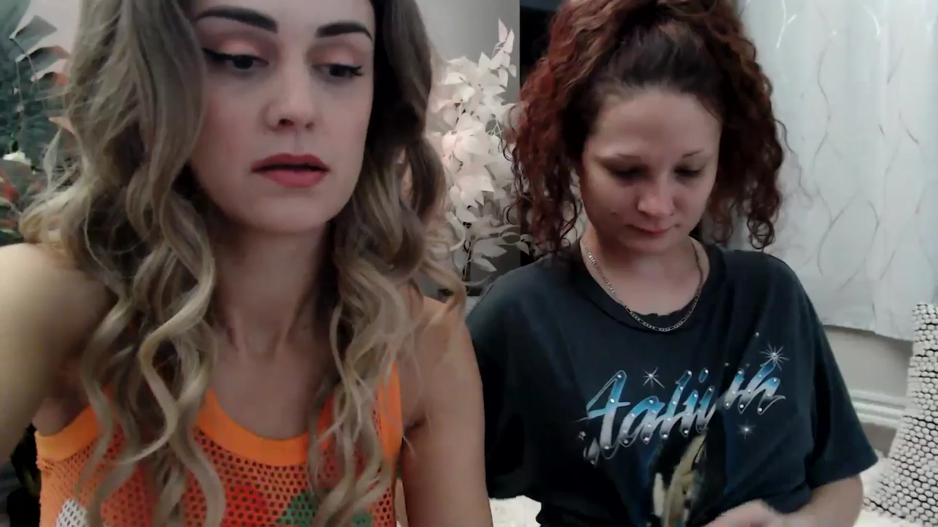 Gallery image thumbnail from HeidiKlumsy's myfreecams stream on, 07/27/2025, 21:40 image 17 of 20