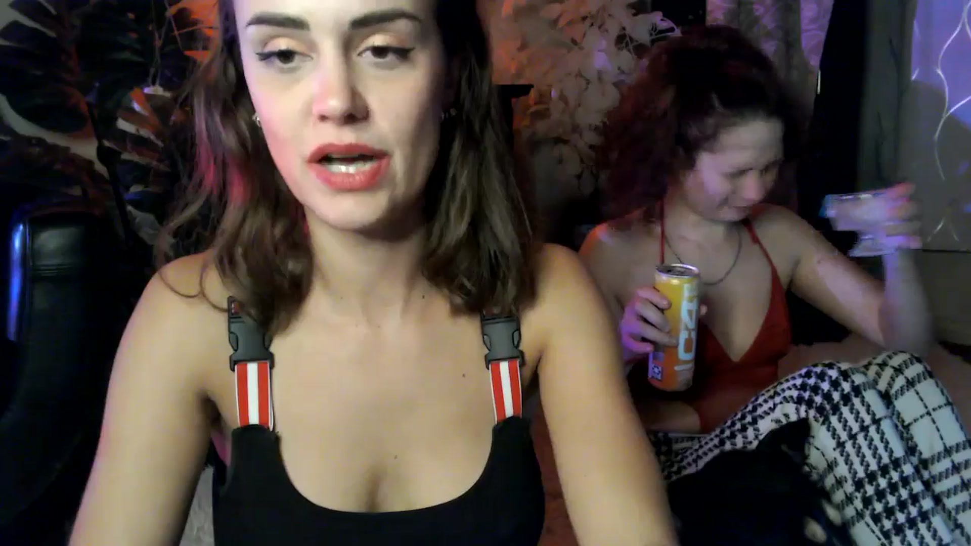 Gallery image thumbnail from HeidiKlumsy's myfreecams stream on, 07/28/2025, 02:31 image 6 of 20