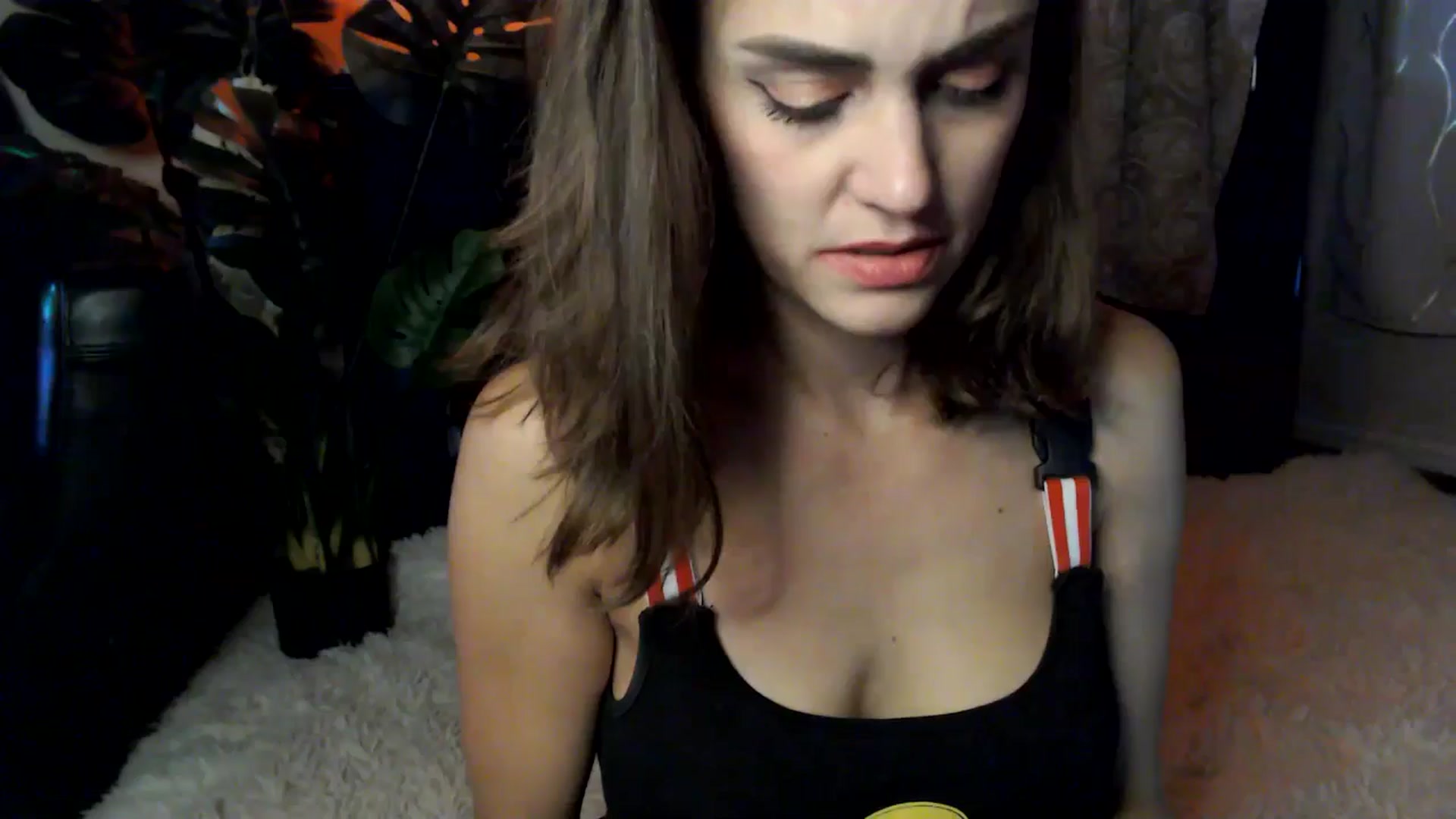 Gallery image thumbnail from HeidiKlumsy's myfreecams stream on, 07/28/2025, 03:27 image 6 of 20
