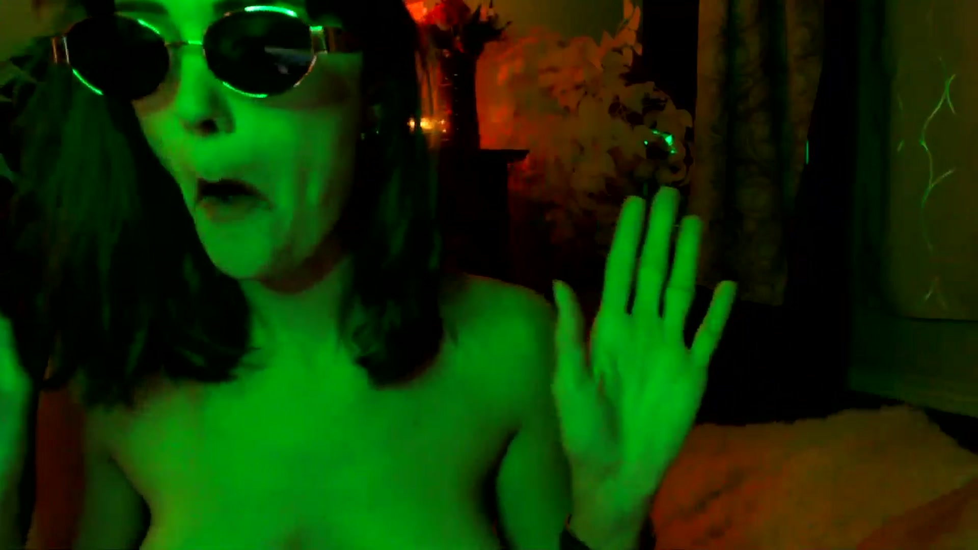 Gallery image thumbnail from HeidiKlumsy's myfreecams stream on, 07/28/2025, 04:07 image 16 of 20