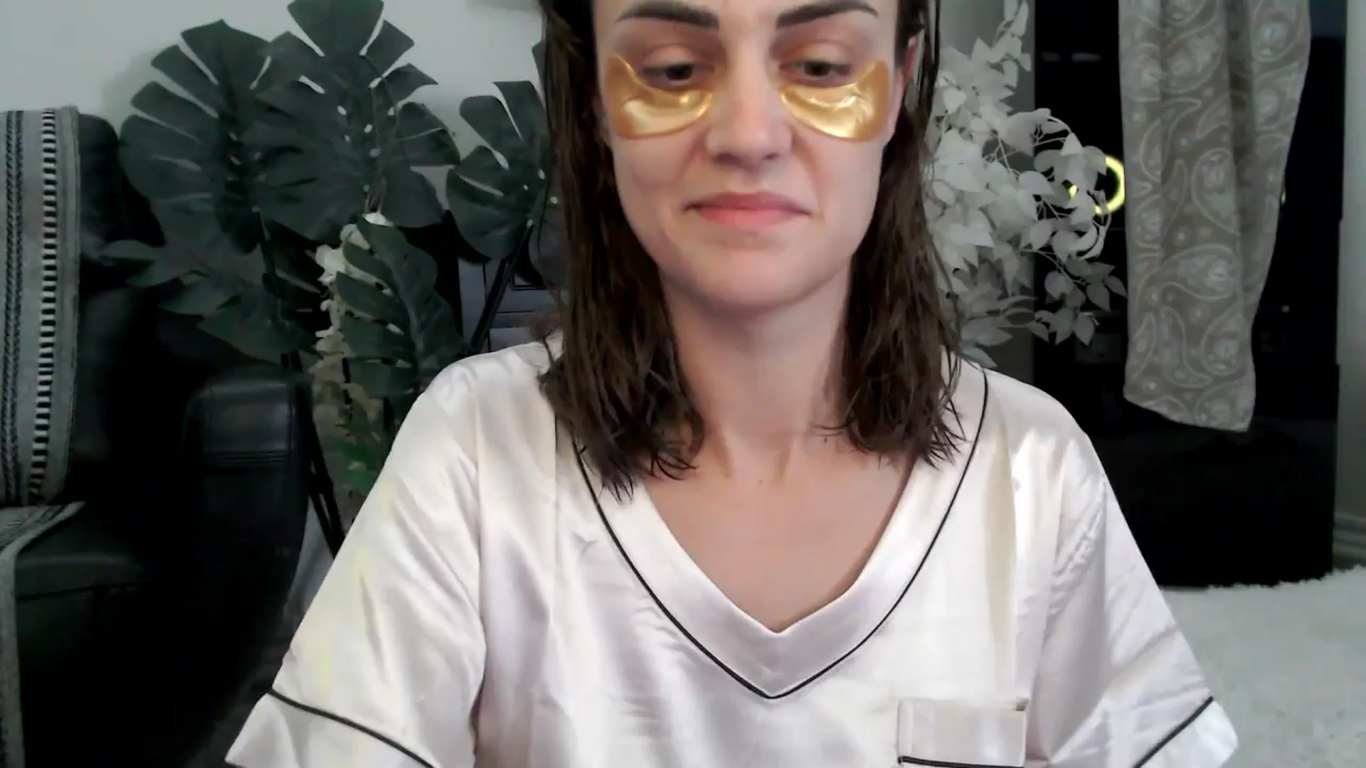 Gallery image thumbnail from HeidiKlumsy's myfreecams stream on, 07/28/2025, 15:13 image 13 of 20