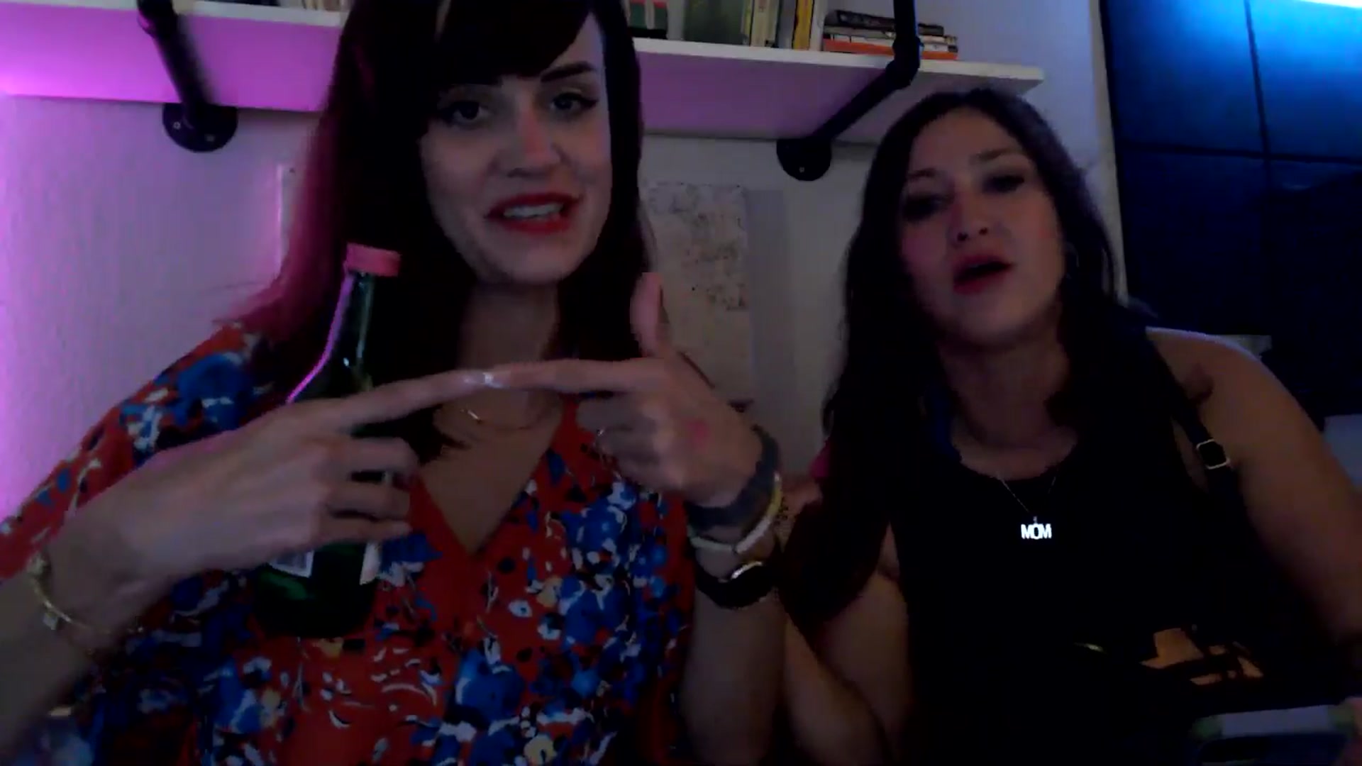 Gallery image thumbnail from HeidiKlumsy's myfreecams stream on, 08/14/2025, 06:07 image 3 of 20