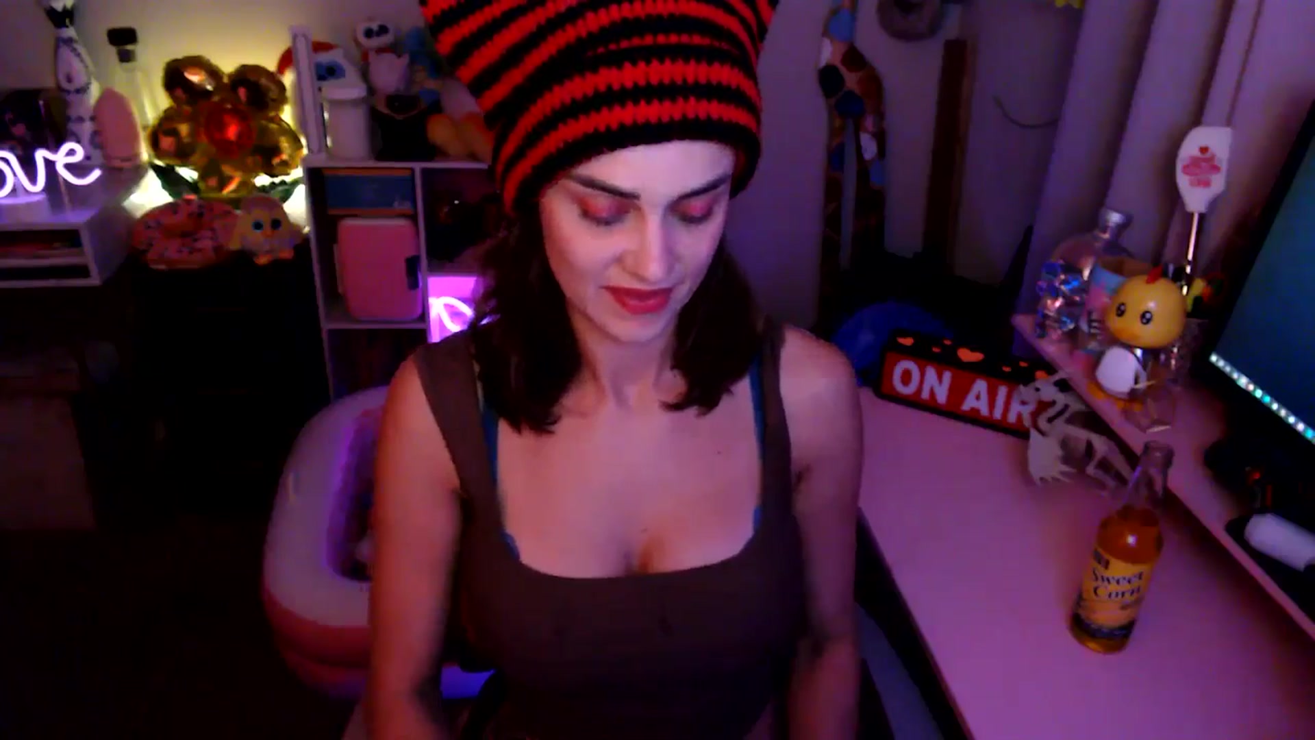 Gallery image thumbnail from HeidiKlumsy's myfreecams stream on, 08/30/2025, 07:23 image 4 of 20