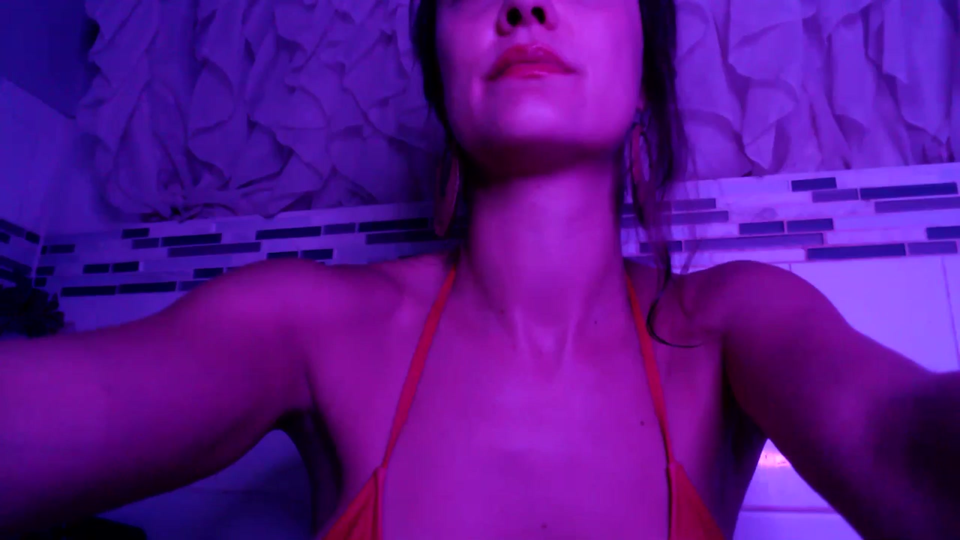 Gallery image thumbnail from HeidiKlumsy's myfreecams stream on, 09/25/2025, 05:03 image 11 of 20