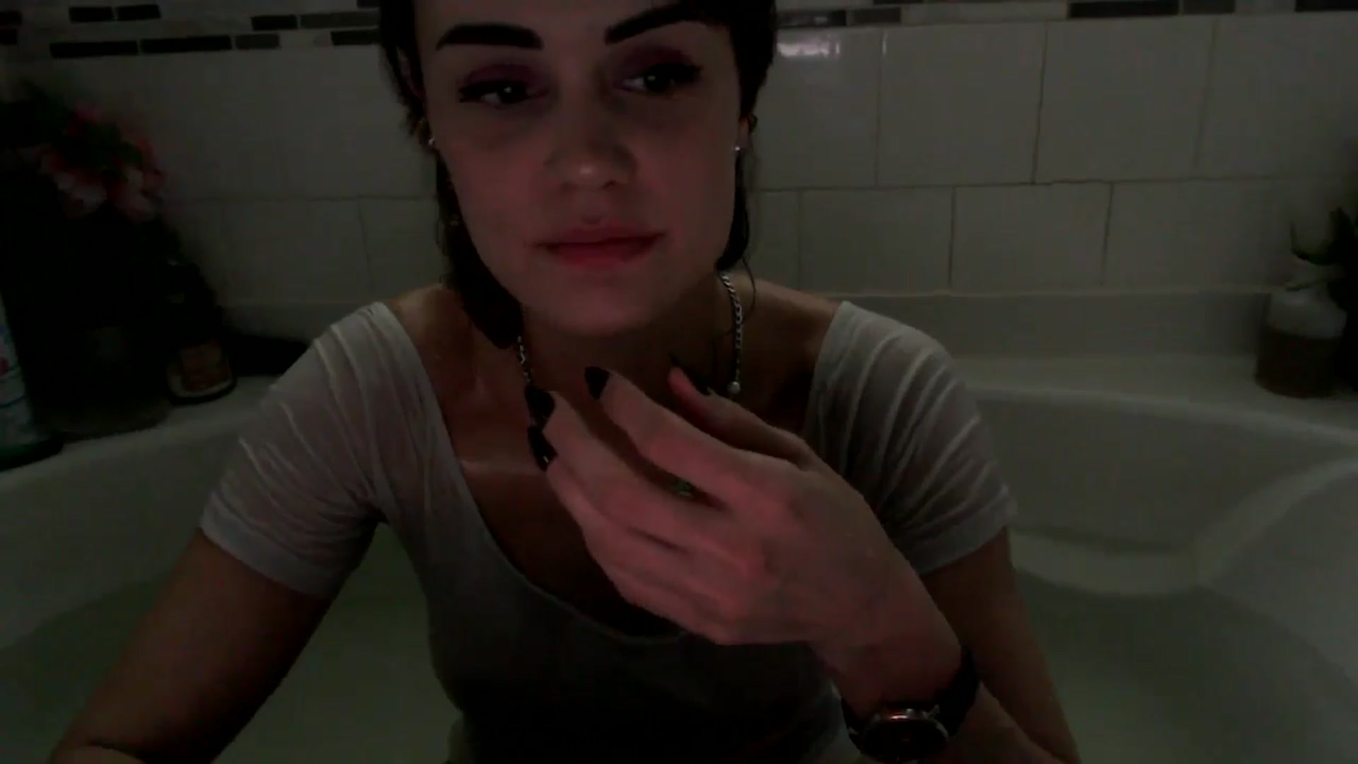 Gallery image thumbnail from HeidiKlumsy's myfreecams stream on, 09/25/2025, 22:01 image 16 of 20