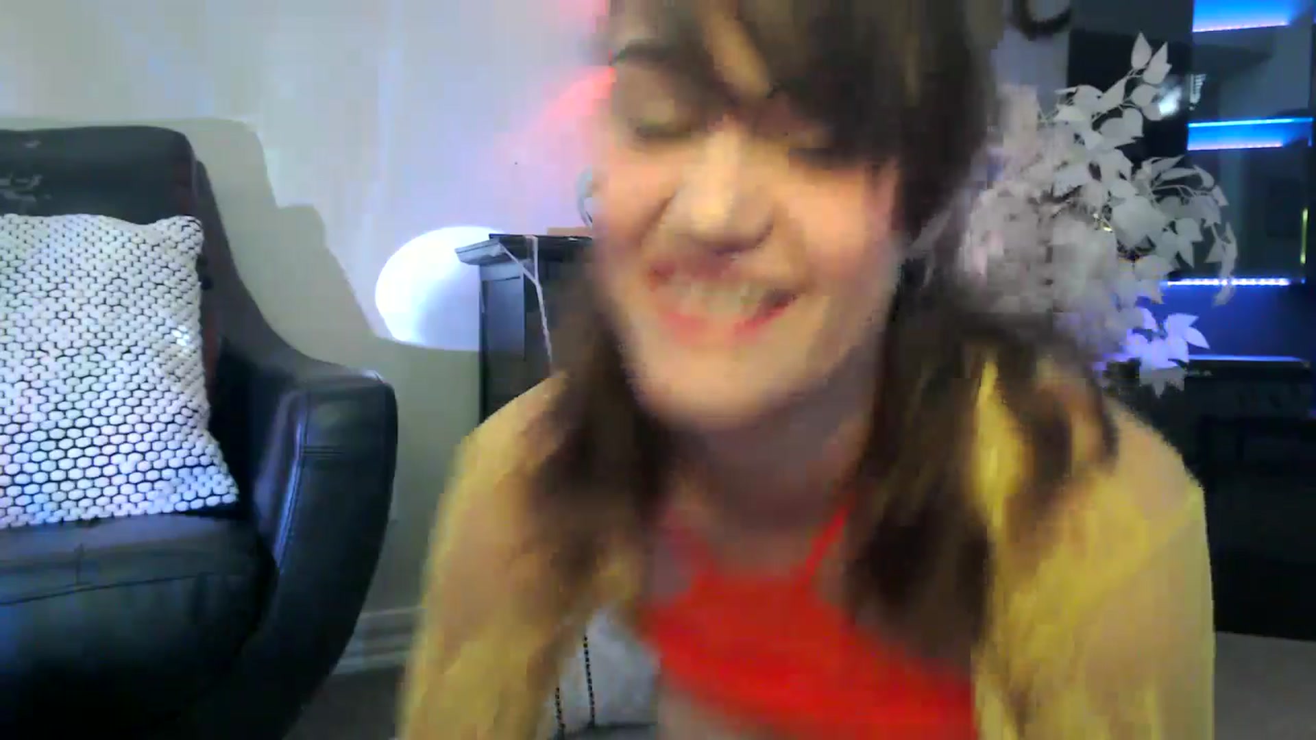 Gallery image thumbnail from HeidiKlumsy's myfreecams stream on, 10/02/2025, 18:35 image 9 of 20