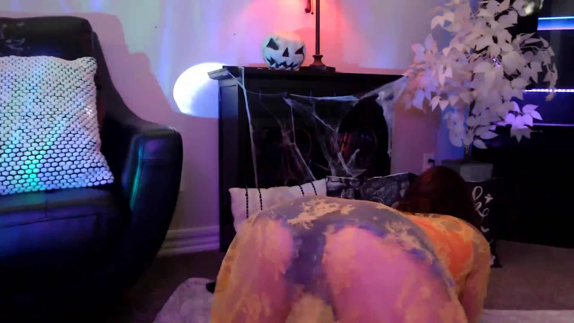 Gallery image thumbnail from HeidiKlumsy's myfreecams stream on, 10/02/2025, 18:35 image 18 of 20
