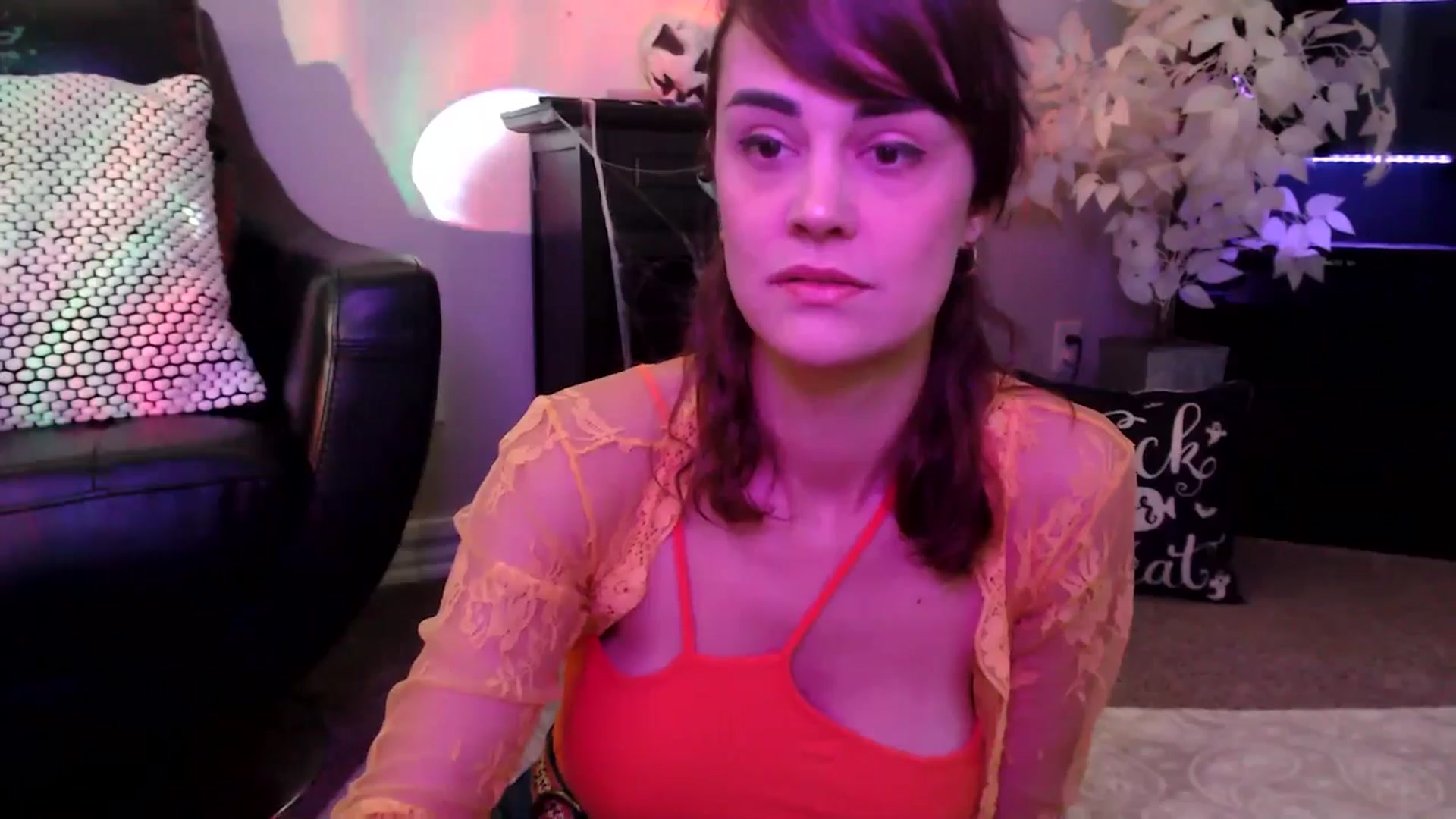 Gallery image thumbnail from HeidiKlumsy's myfreecams stream on, 10/02/2025, 18:35 image 14 of 20