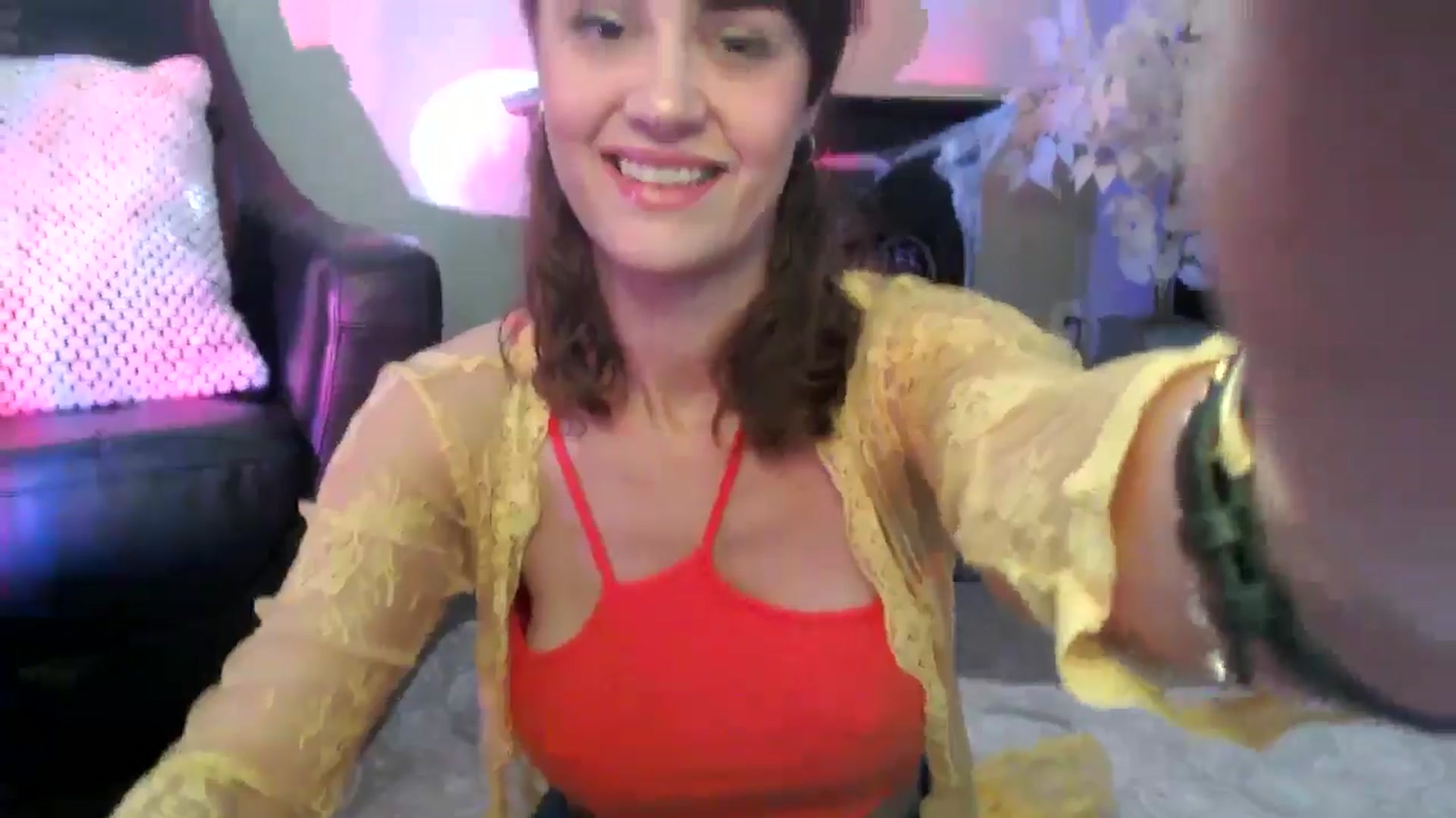 Gallery image thumbnail from HeidiKlumsy's myfreecams stream on, 10/02/2025, 18:35 image 8 of 20